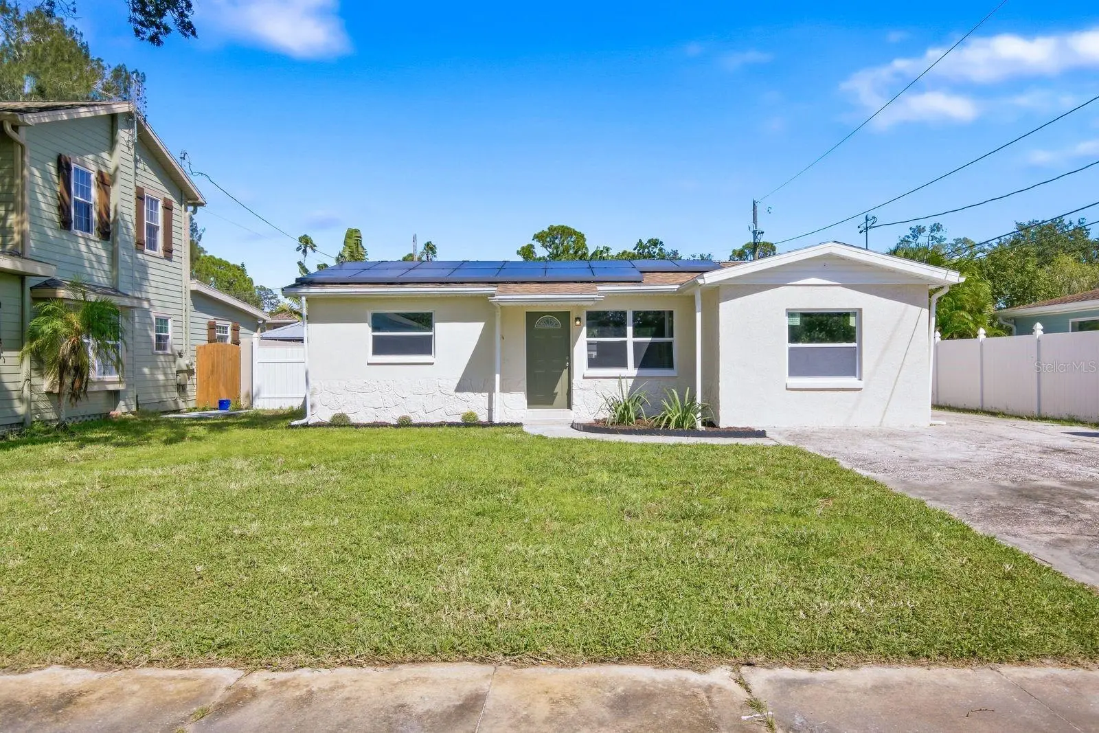 8143 Overlook Place, FL