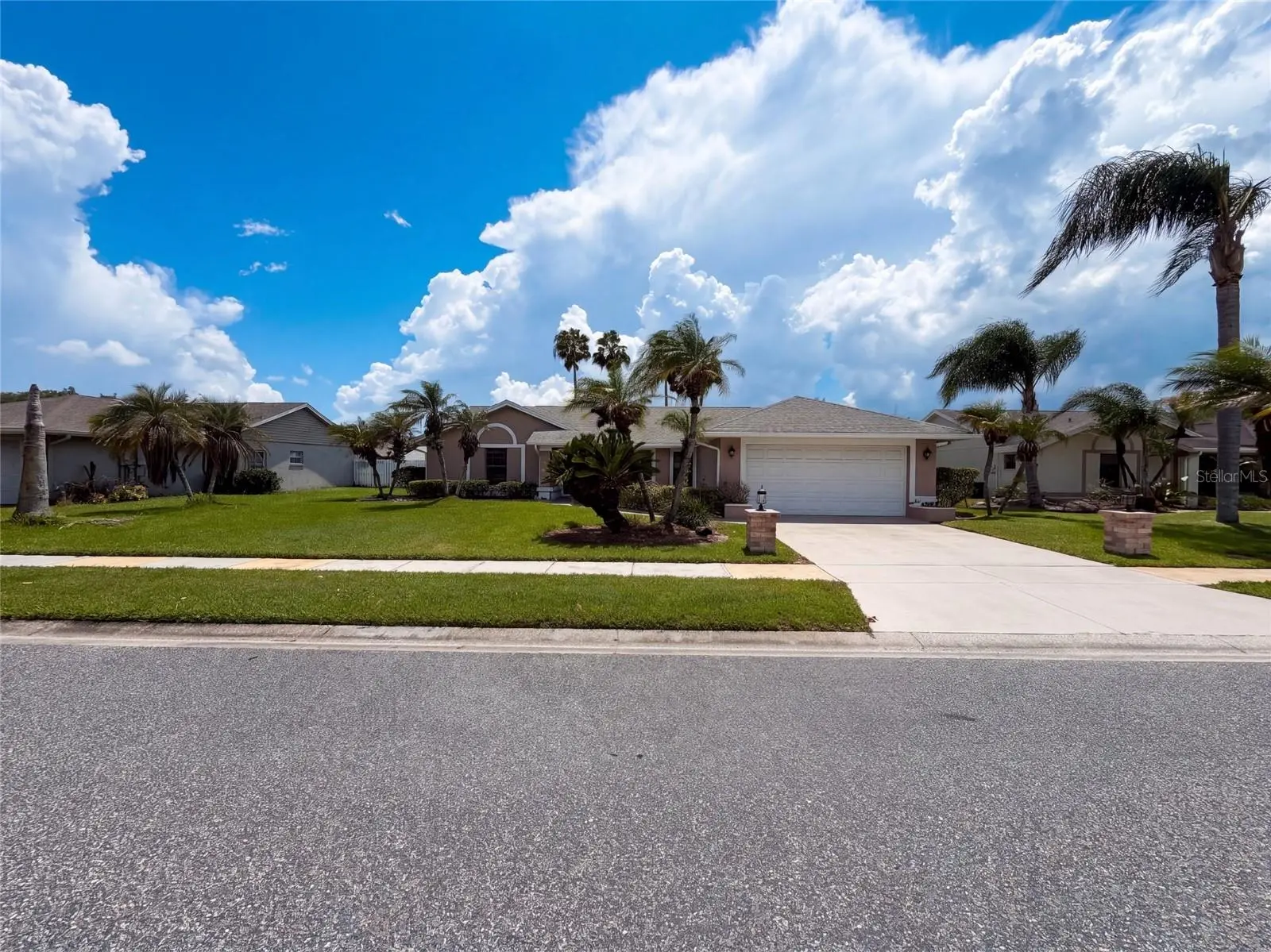 14725 Eagles Crossing Drive, FL