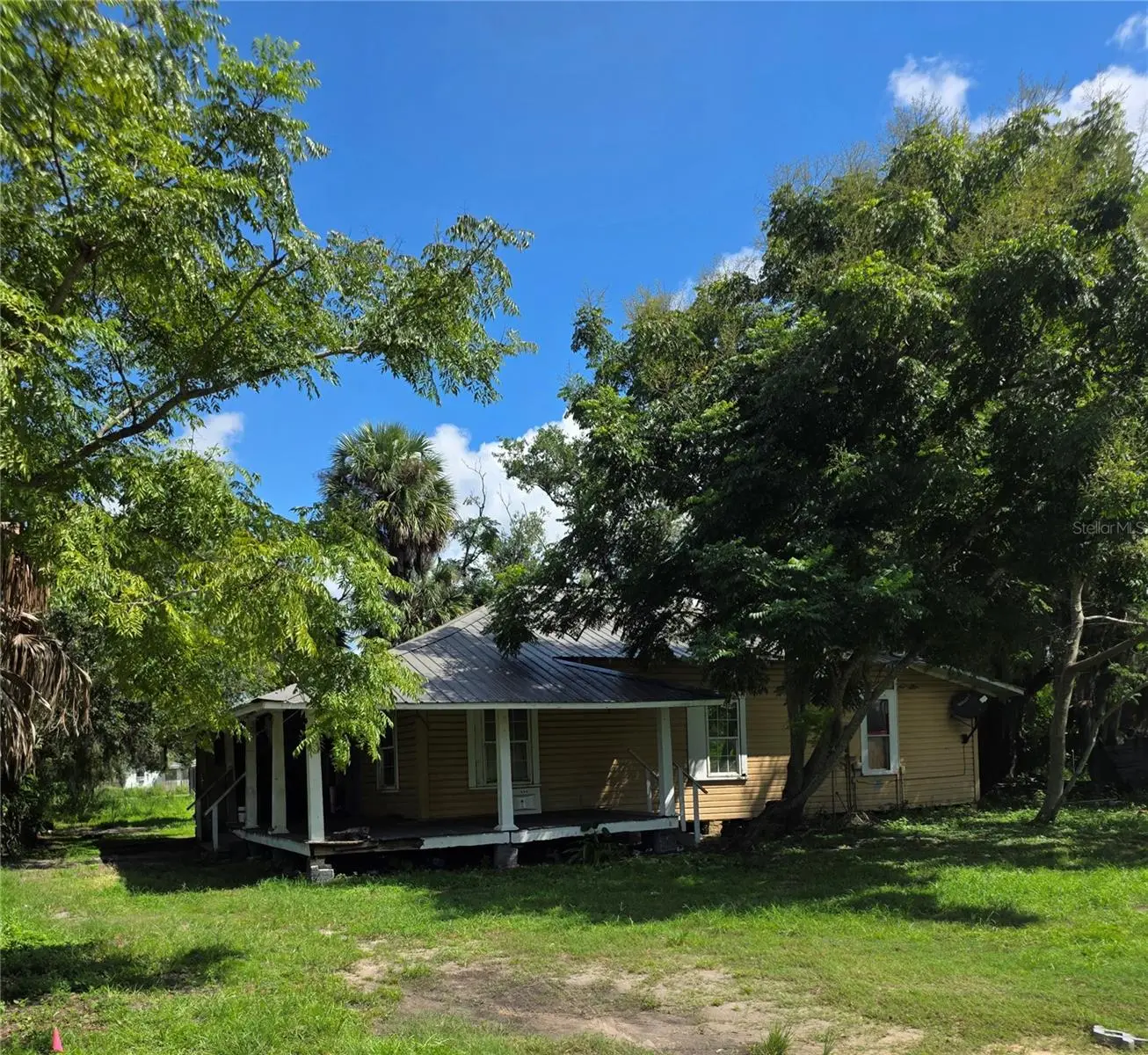 1352 Hillsborough Avenue, FL