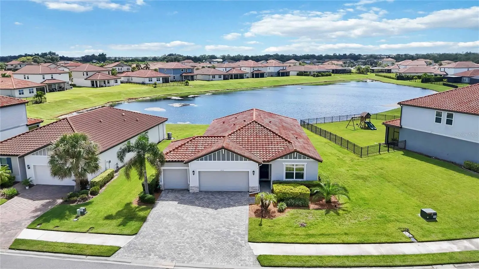 13723 Green Hammock Place, FL