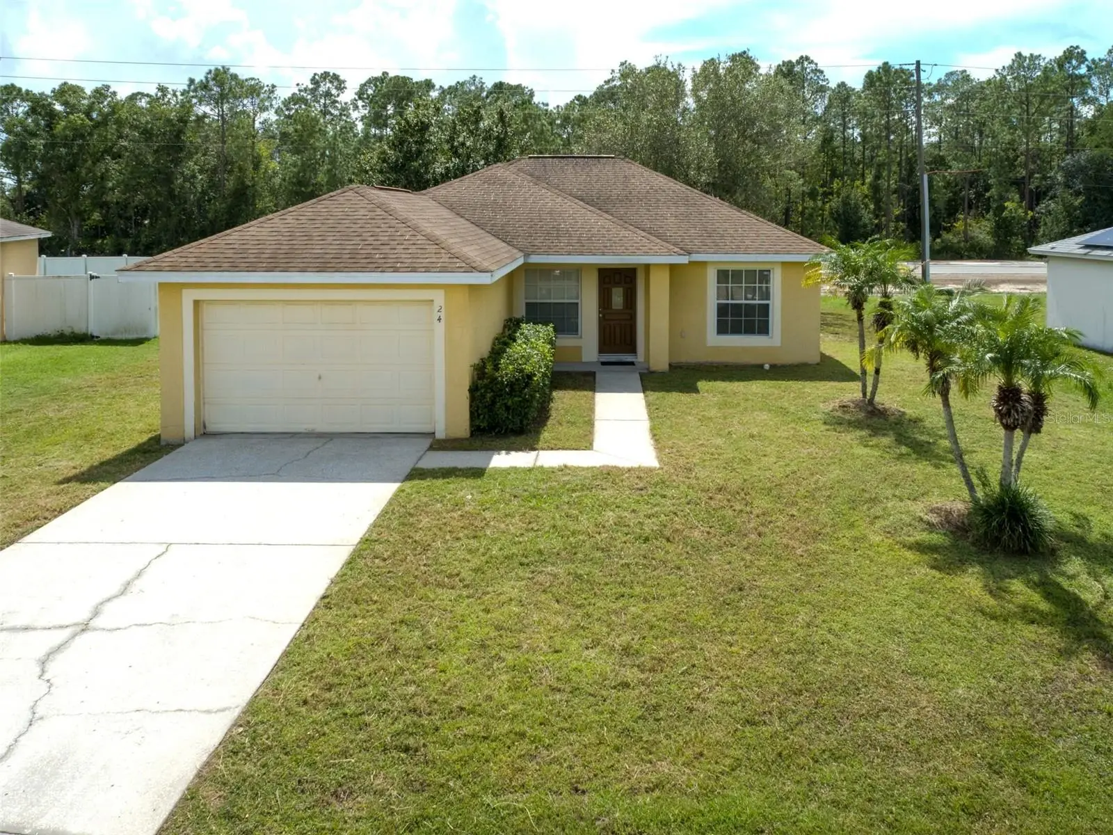 24 Miramar Way, FL