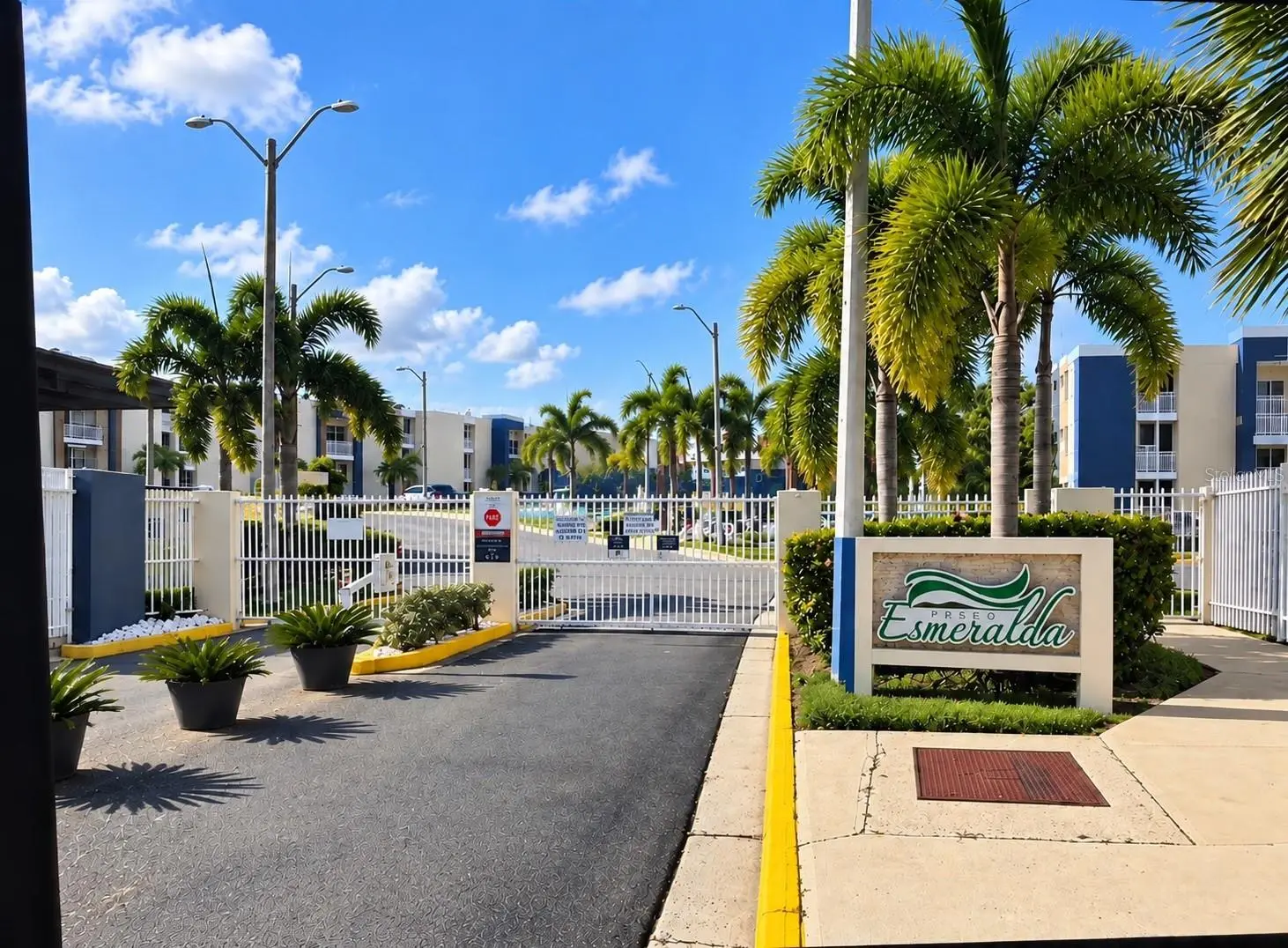 21 Paseo Esmeralda, PR