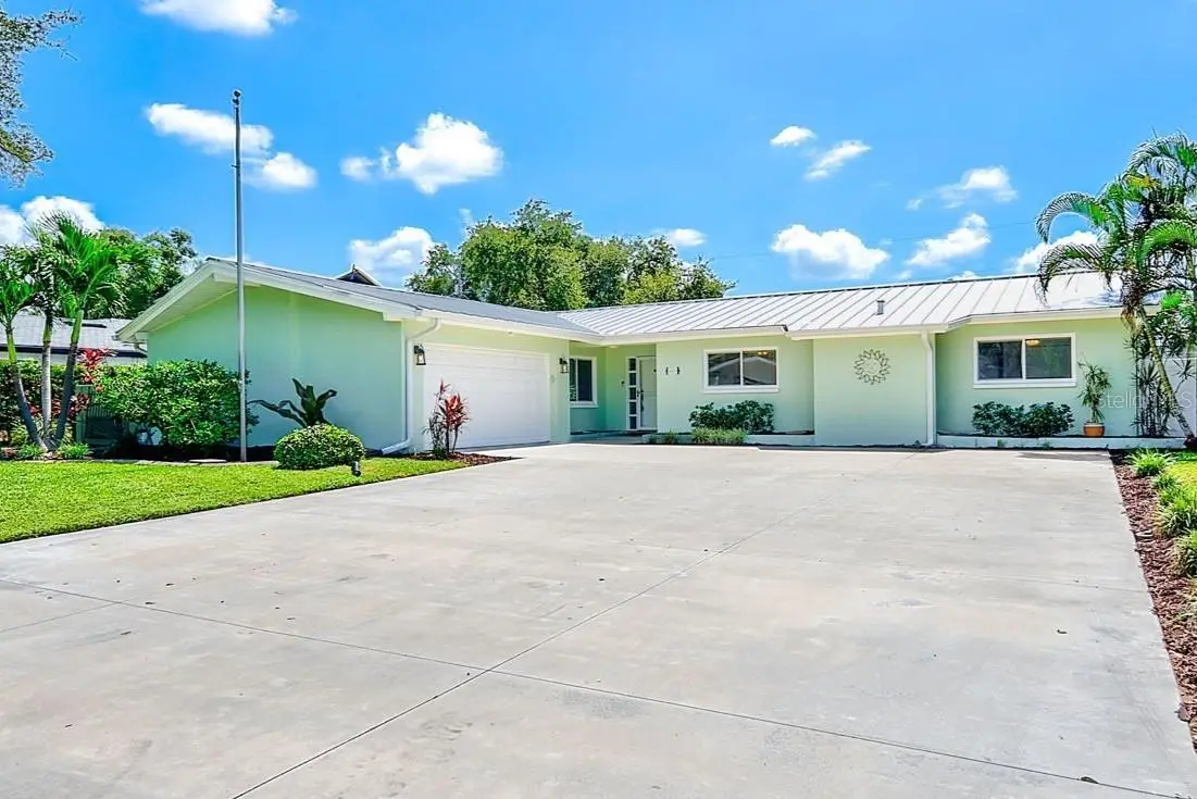 809 Jacaranda Drive, FL