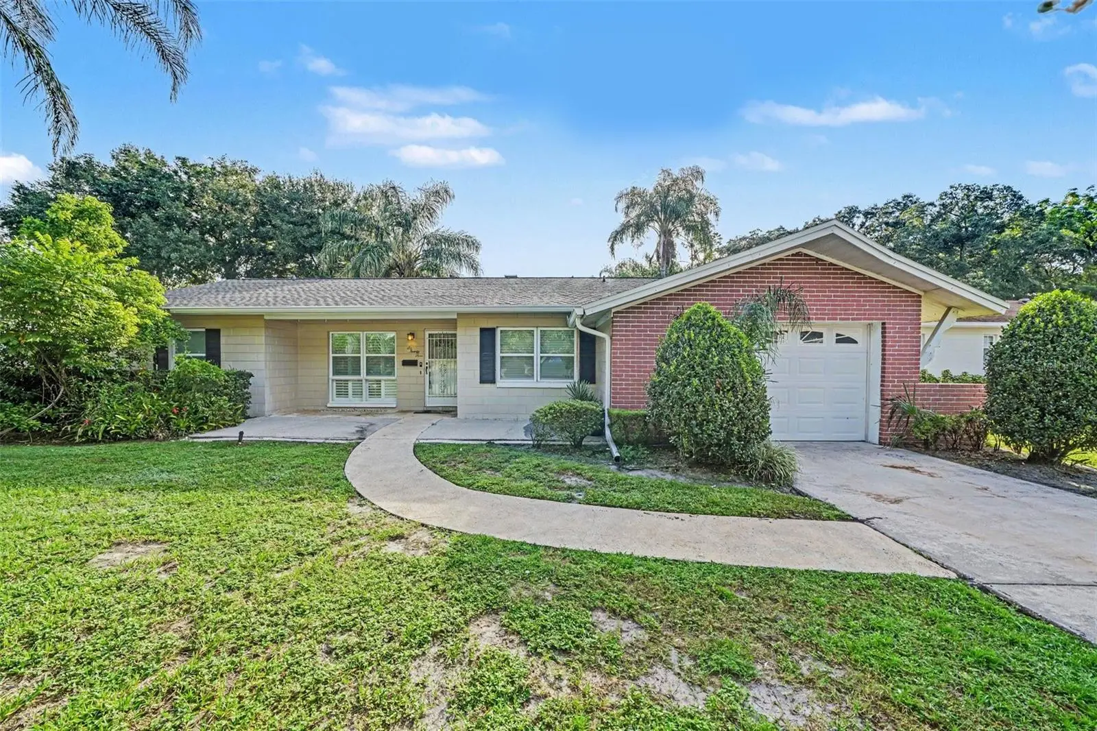 624 Fitzwalter Drive, FL