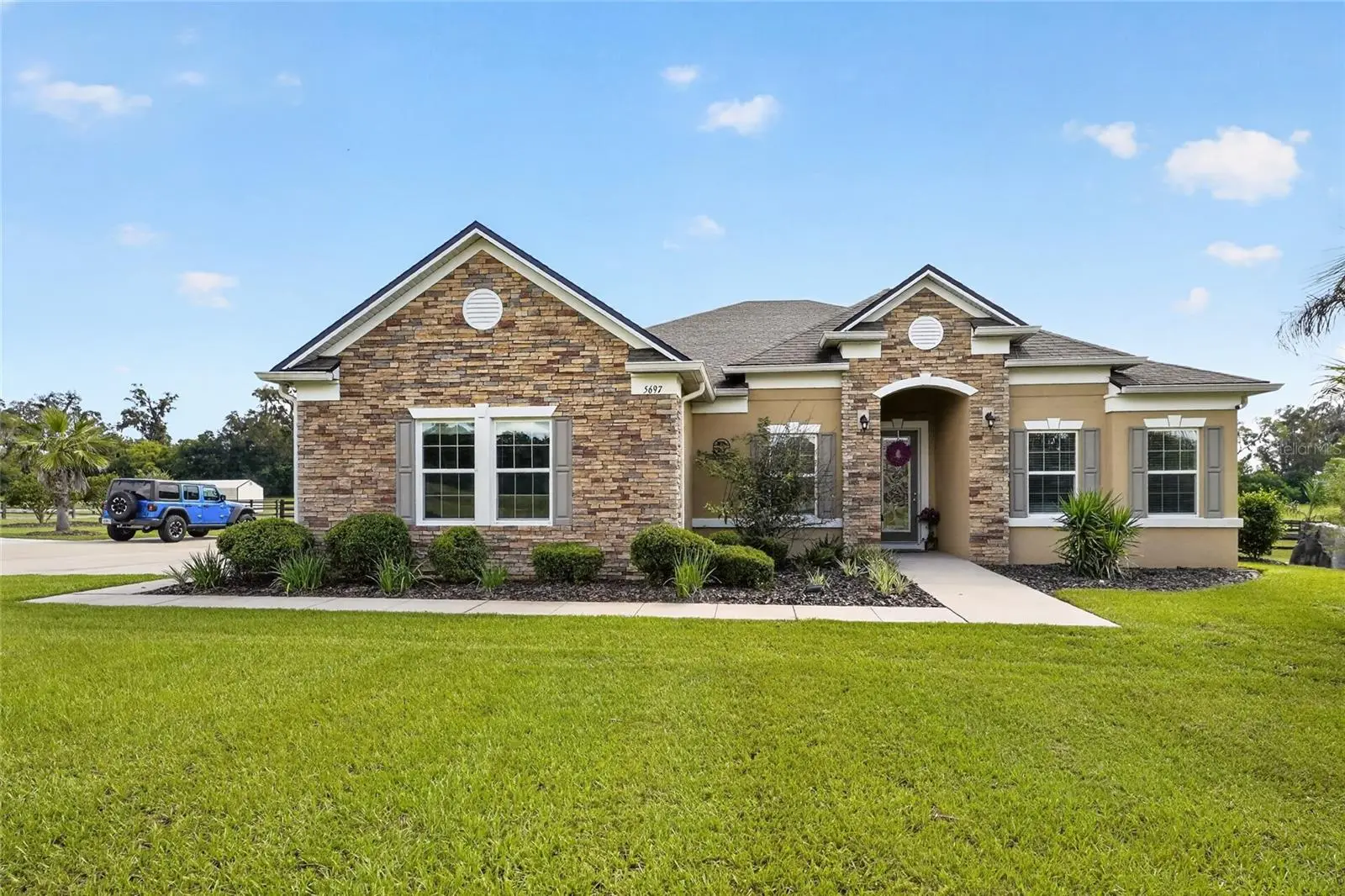 5697 215th Terrace, FL