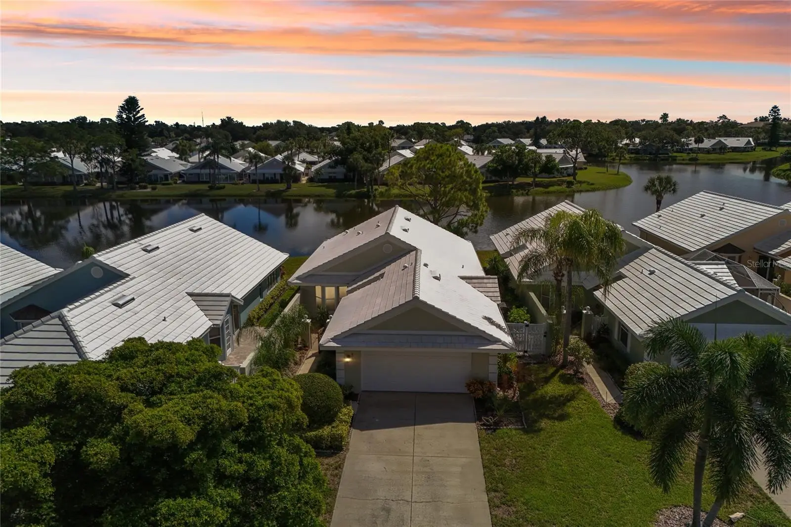 805 Harrington Lake Drive, FL