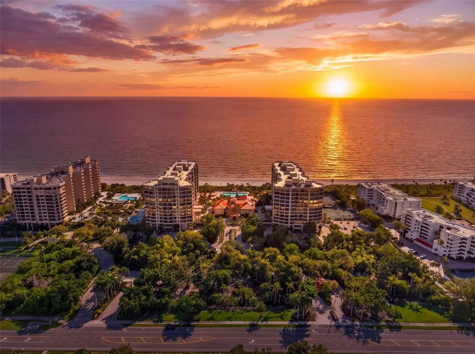 1281 Gulf Of Mexico Drive Drive, FL