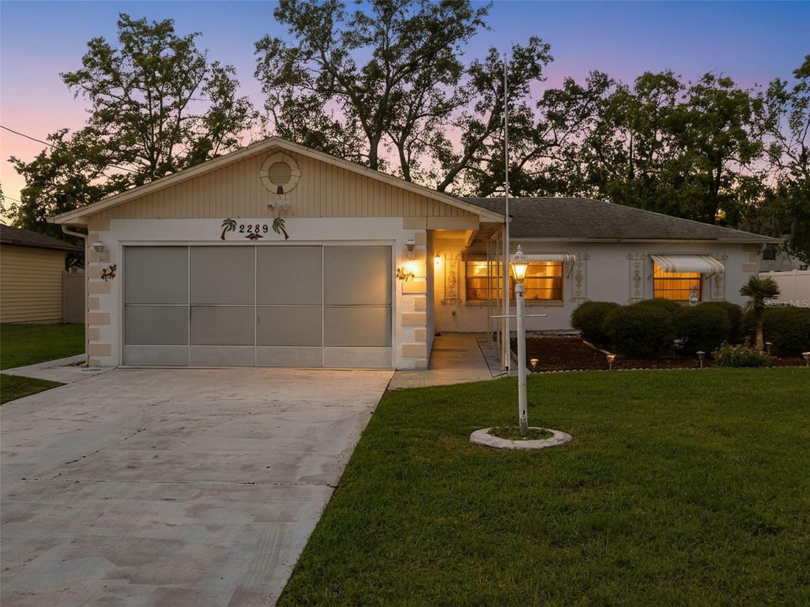 2289 Lake Forest Avenue, FL