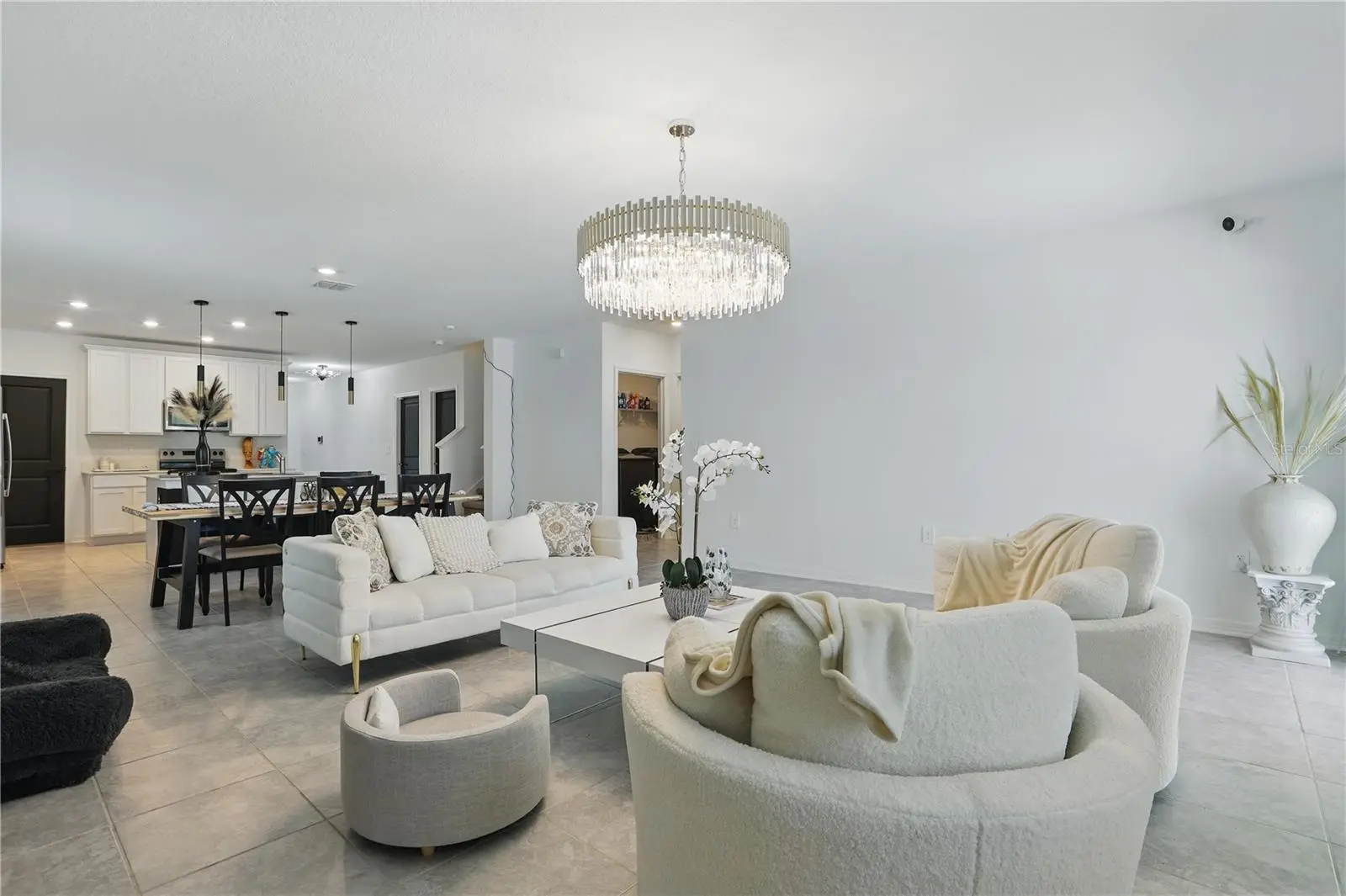 4307 Pebbles Throw Drive, FL