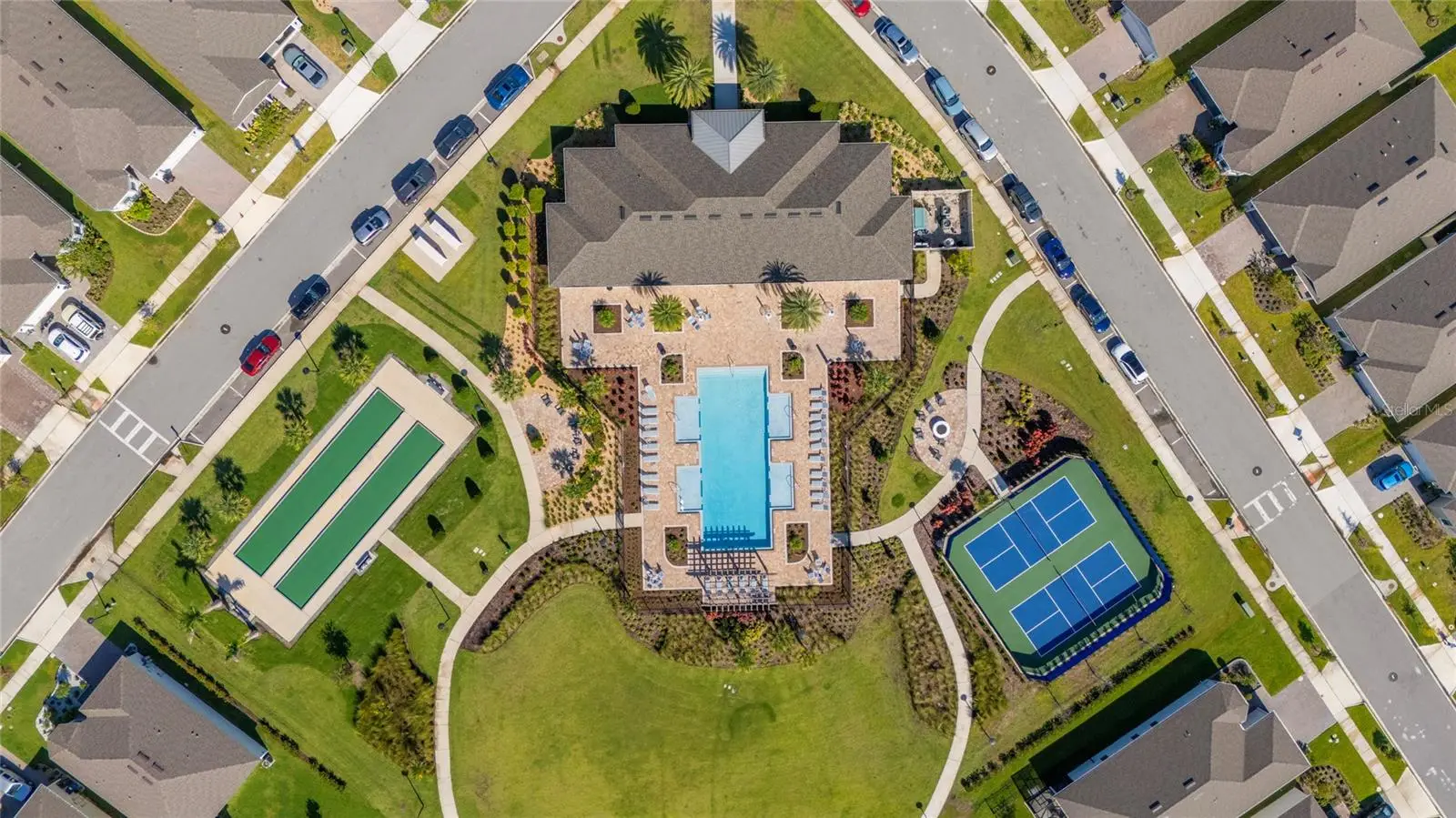 2706 Summer Retreat Lane, FL