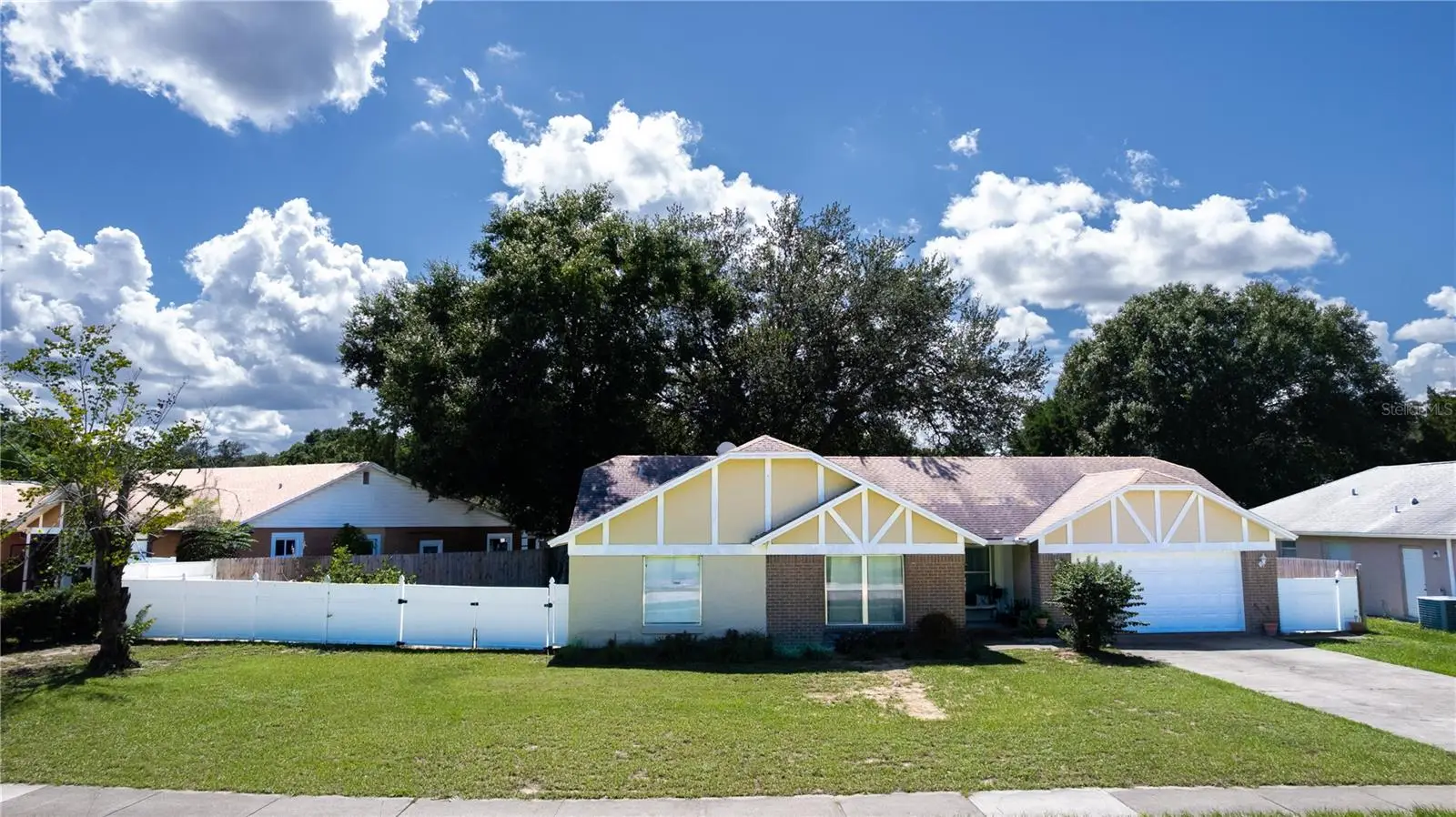 106 Red Rose Circle, FL