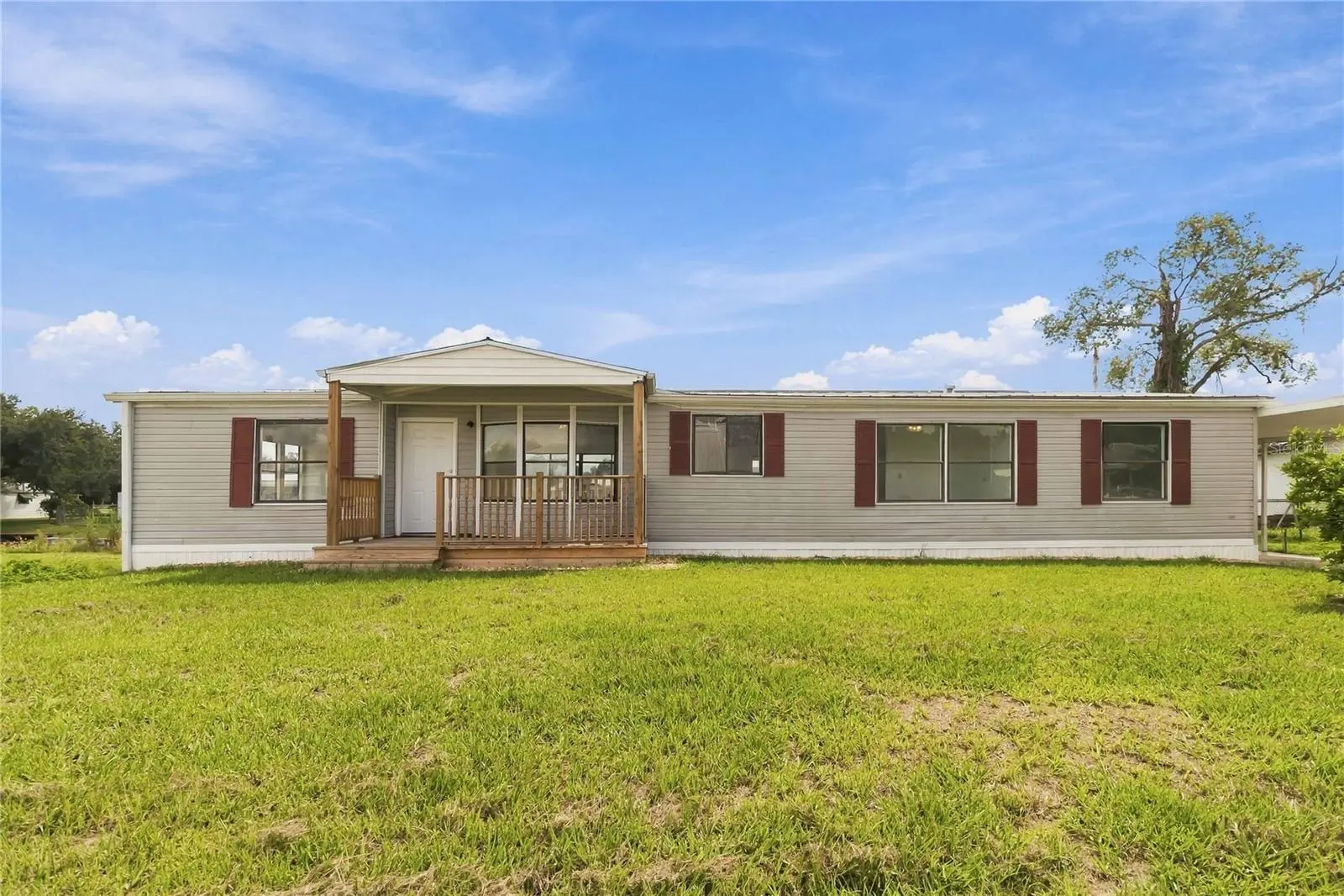 417 Lagoon Court, FL