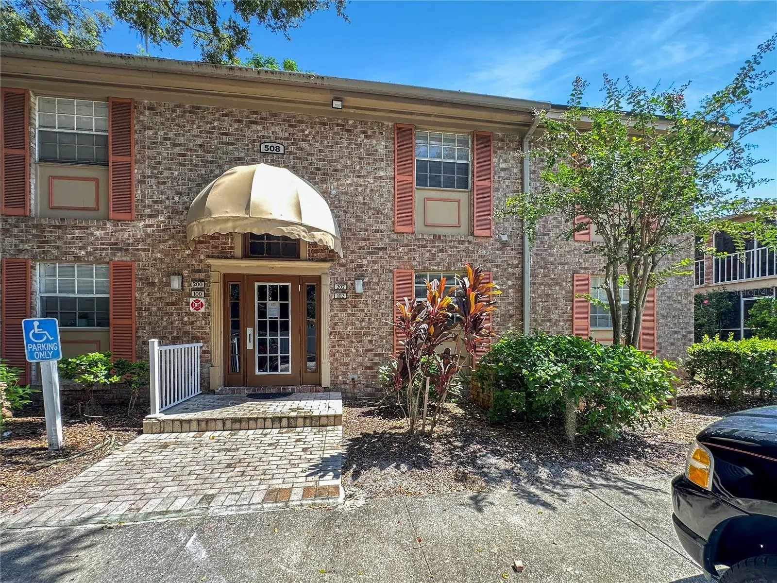 508 Banyon Tree Circle, FL