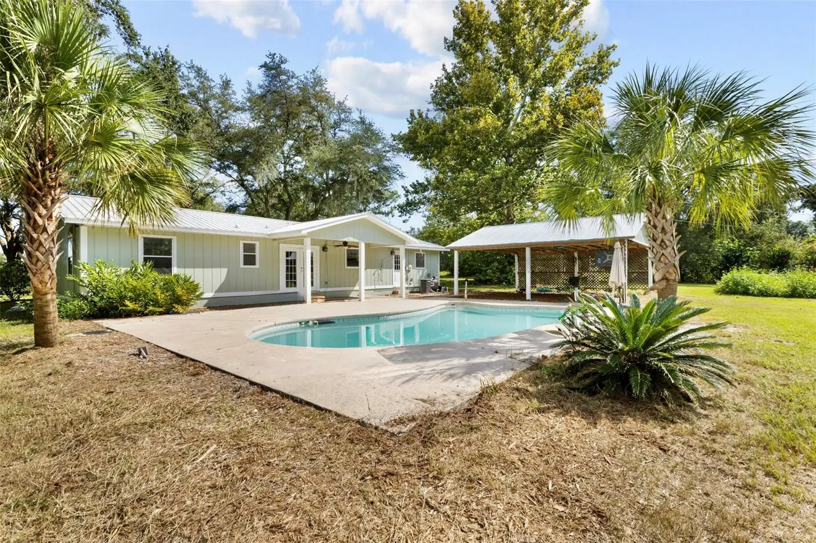 1869 32nd Place, FL