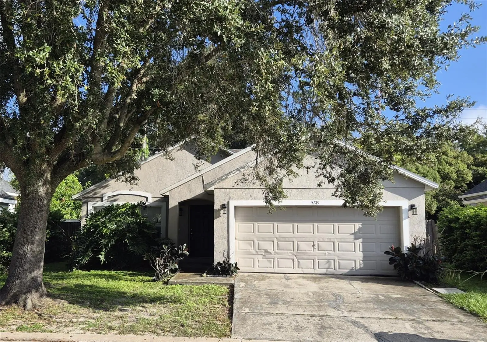 5249 Yaupon Street, FL