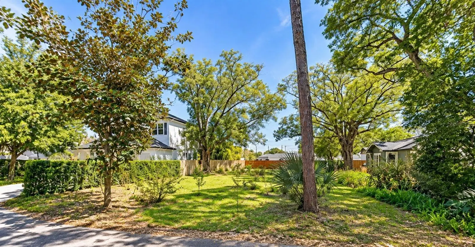3509 Pinetree Road, FL