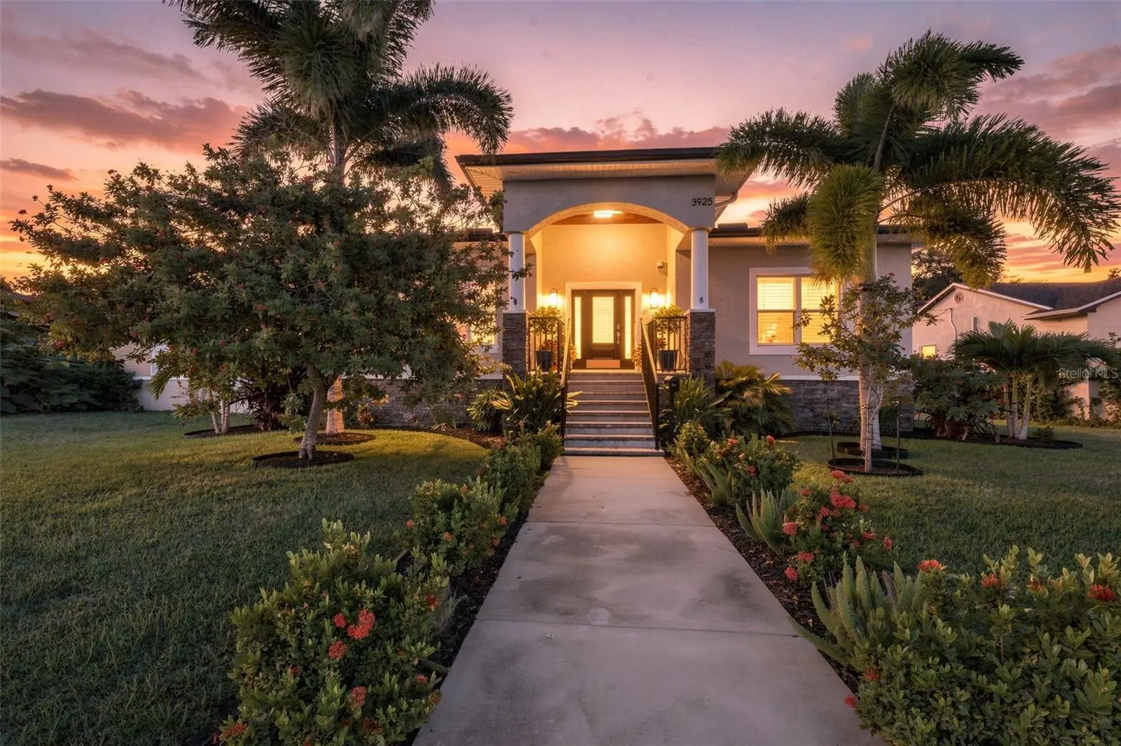3925 1st Street, FL