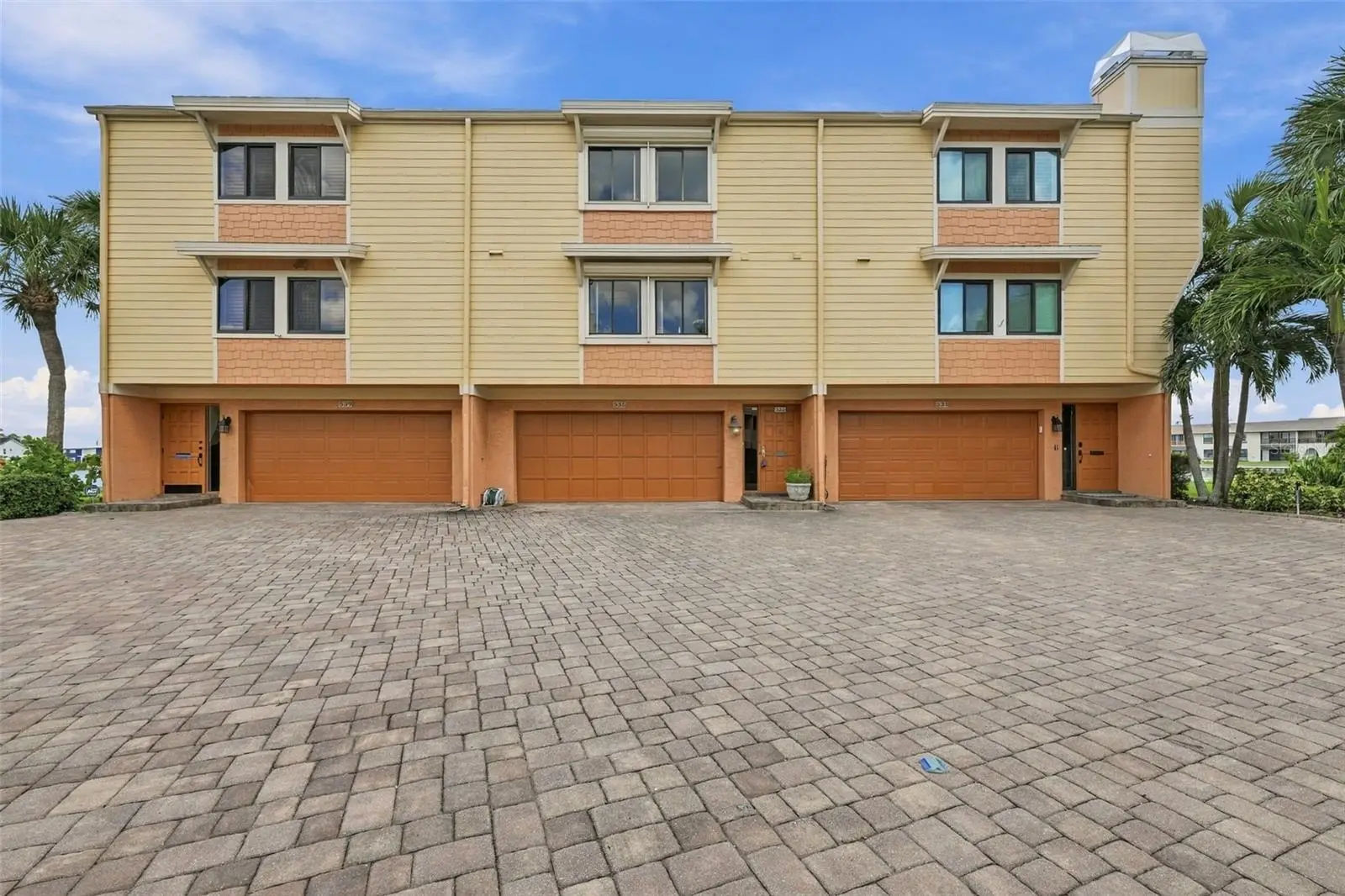 535 Haven Point Drive, FL