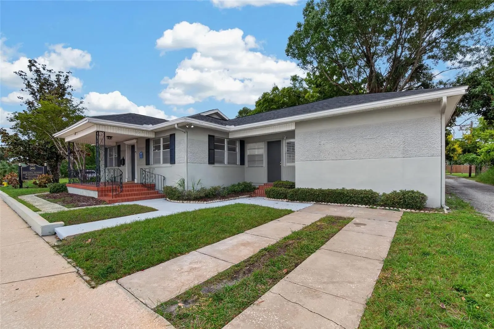 902 Armenia Avenue, FL