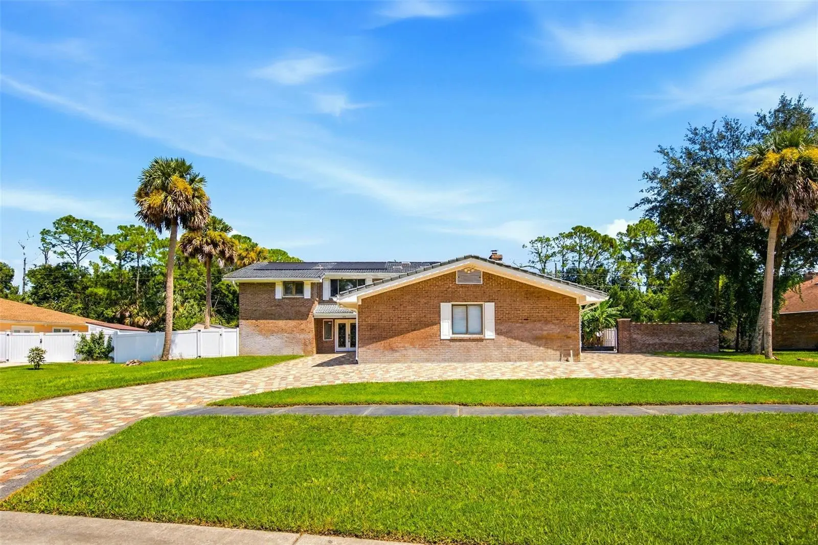 433 Pelican Bay Drive, FL