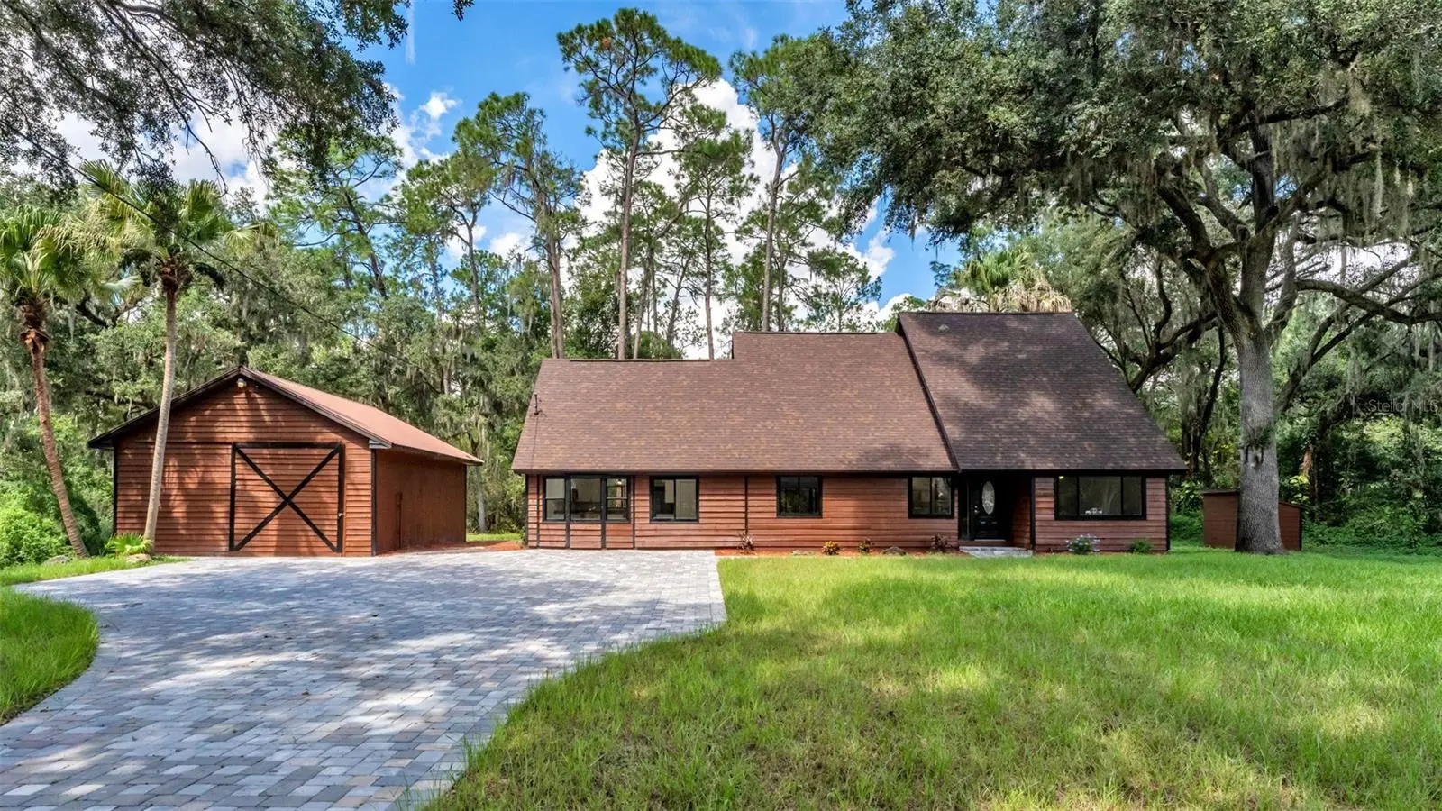 1743 Itchepackesassa Drive, FL