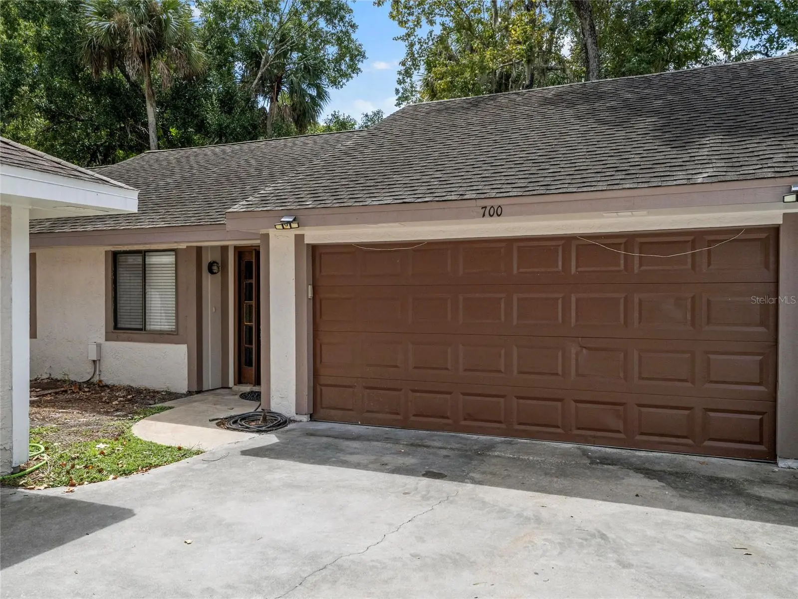 700 Castlewood Drive, FL