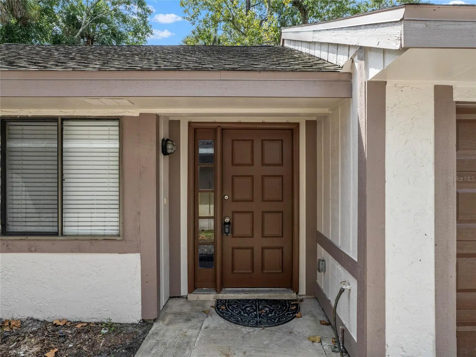 700 Castlewood Drive, FL