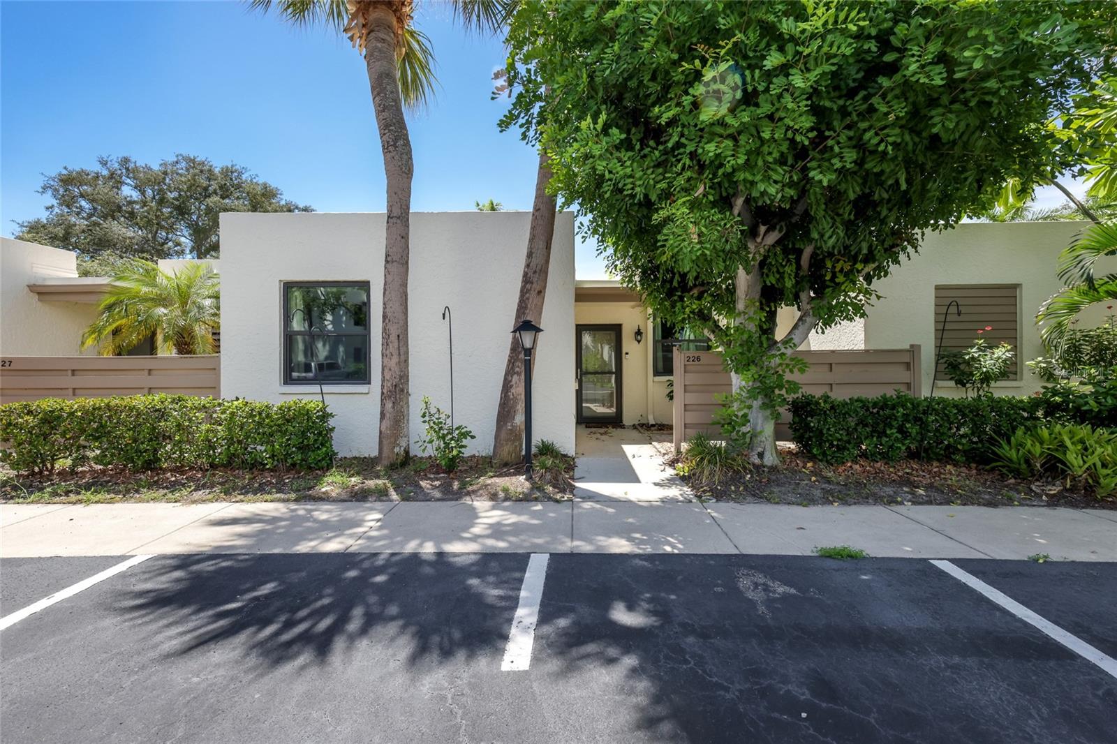 226 Sherwood Drive, FL