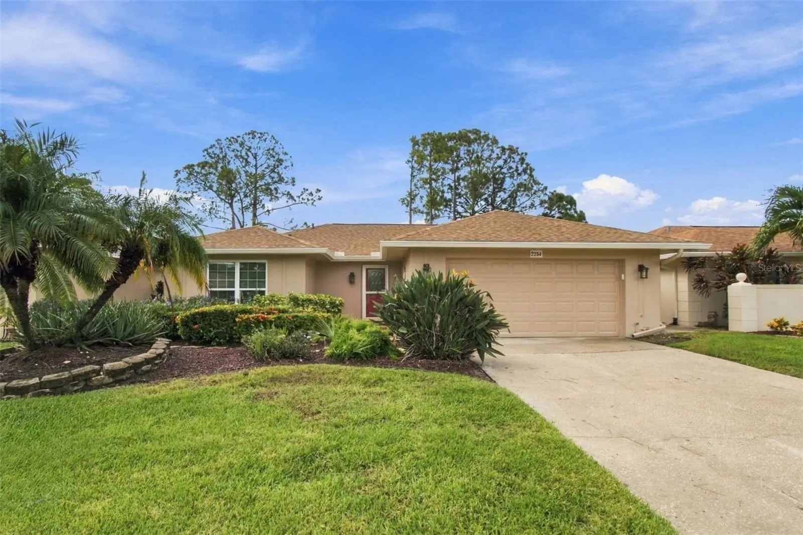 2254 Heron Cir, FL