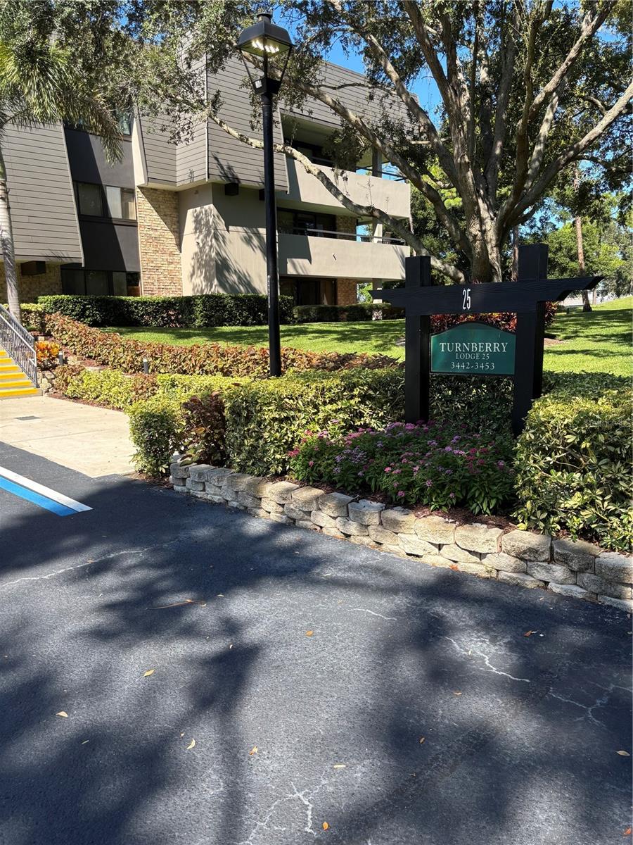 36750 Us Highway 19, FL