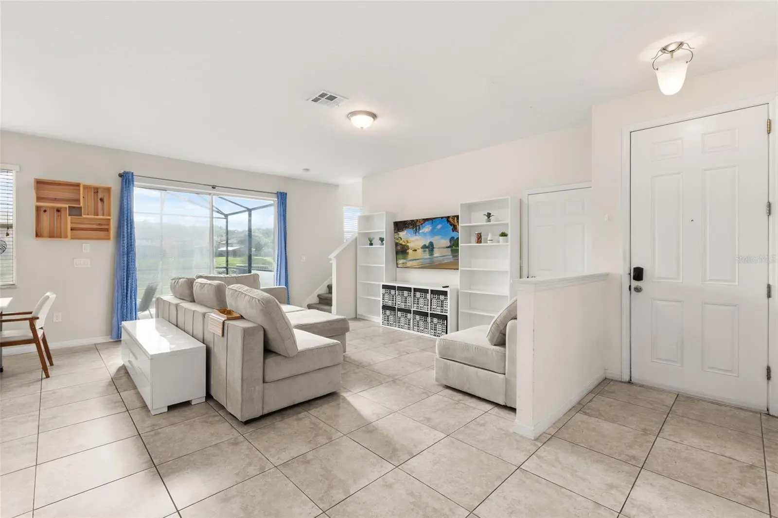 701 Las Fuentes Drive, FL