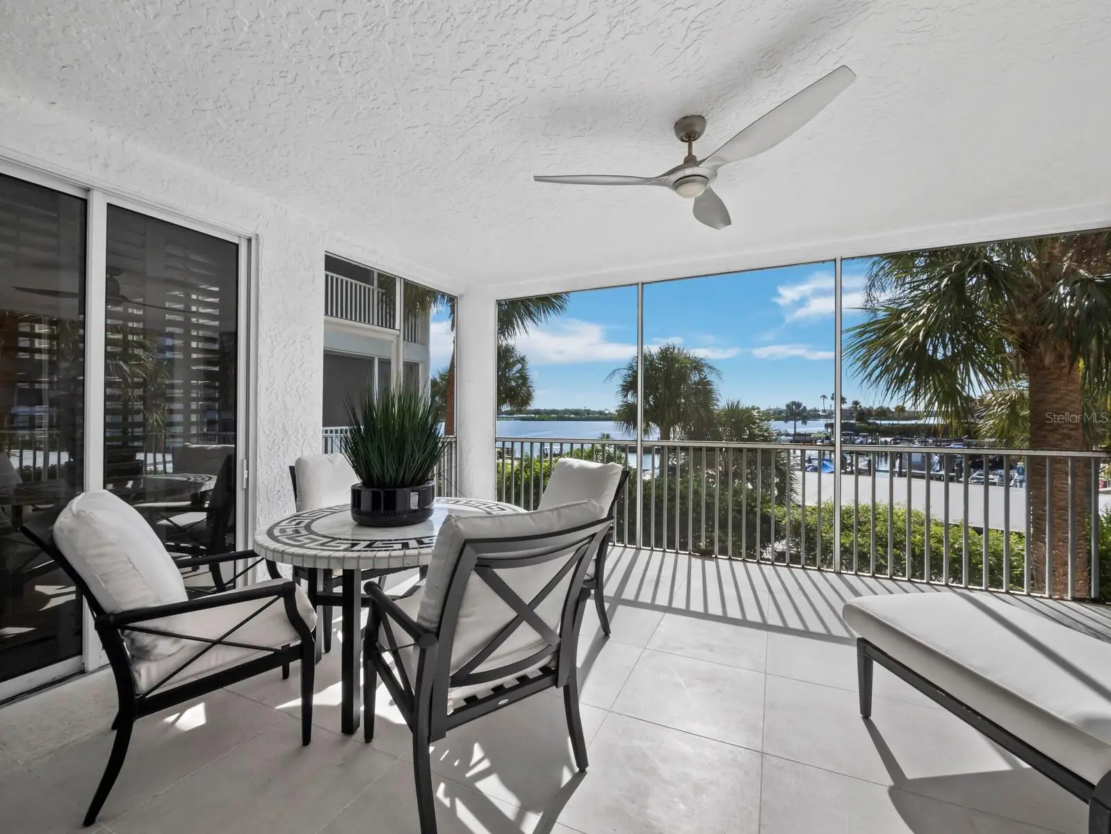1260 Dolphin Bay Way, FL