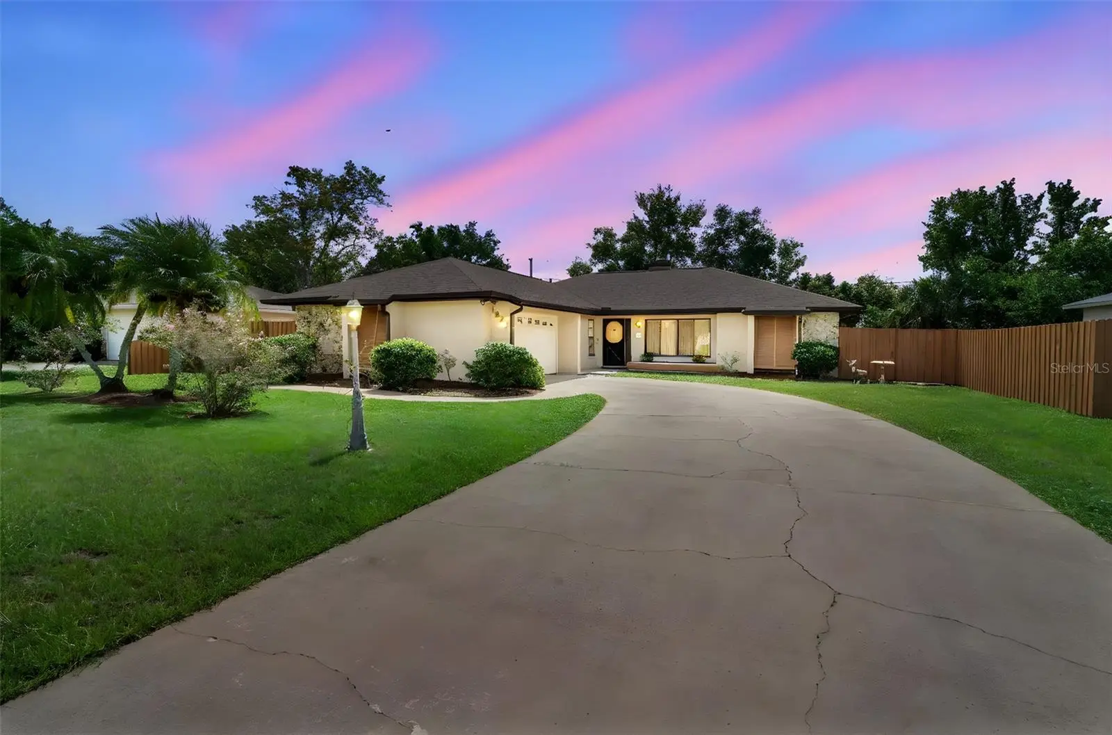 1051 Matterhorn Street, FL