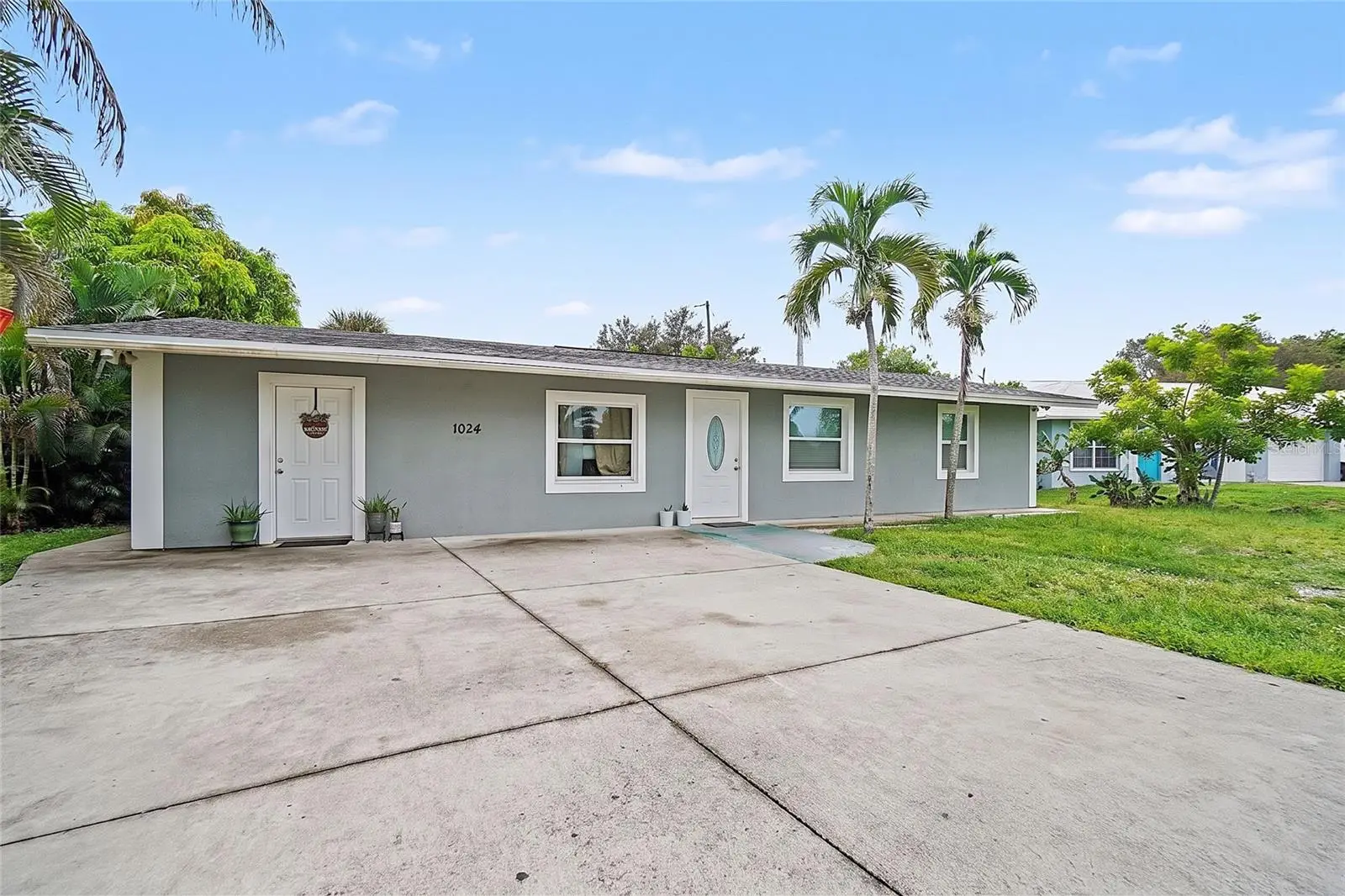 1024 Alhambra Circle, FL