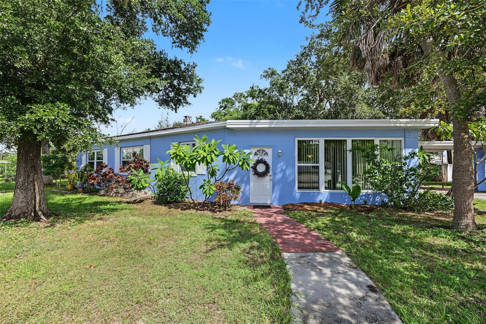 4139 1st Street, FL