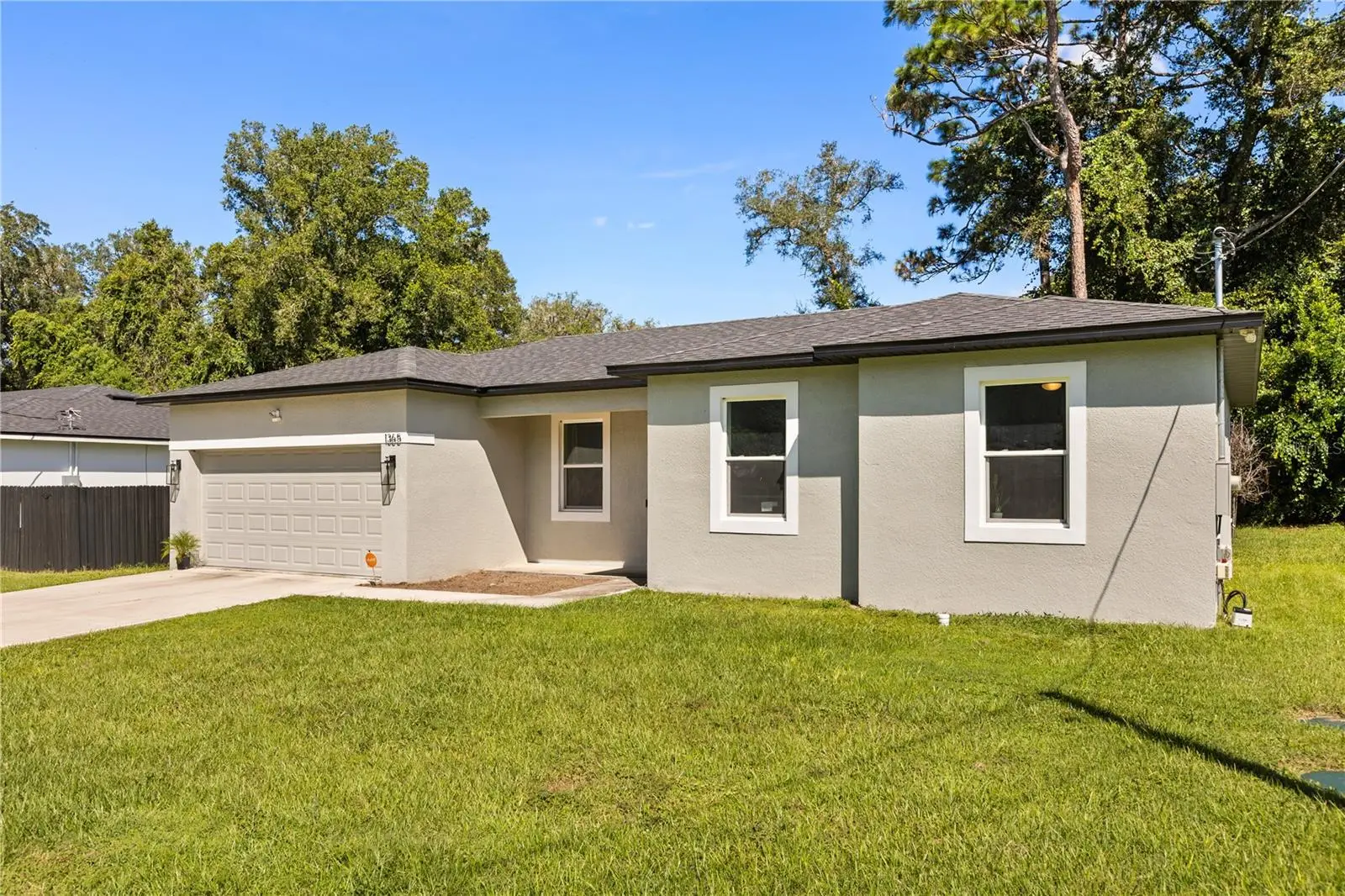 1365 2nd Street, FL