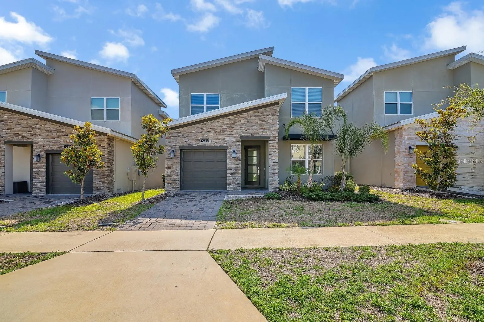 1025 Leader Street, FL