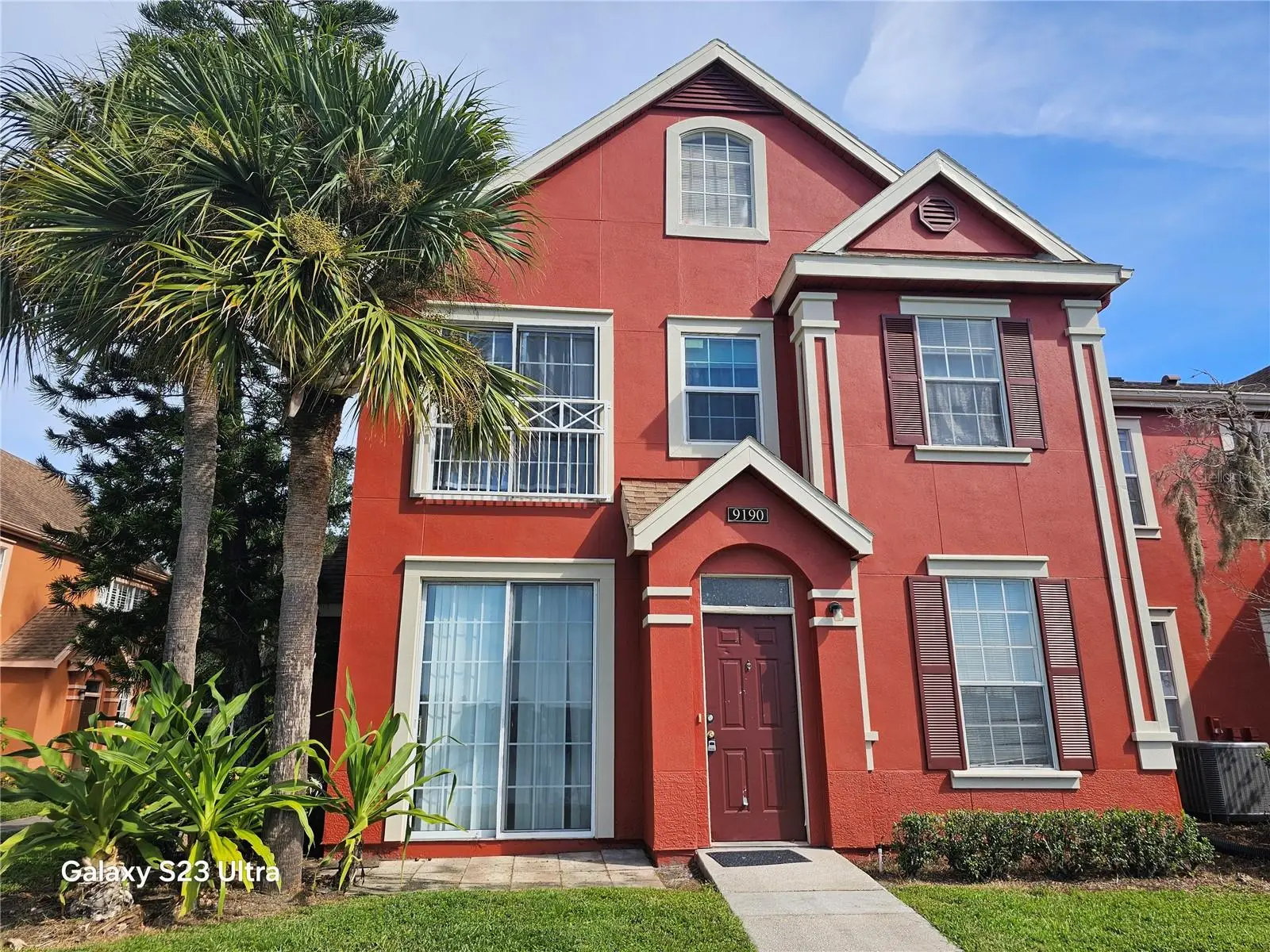9190 Lake Chase Island Way, FL