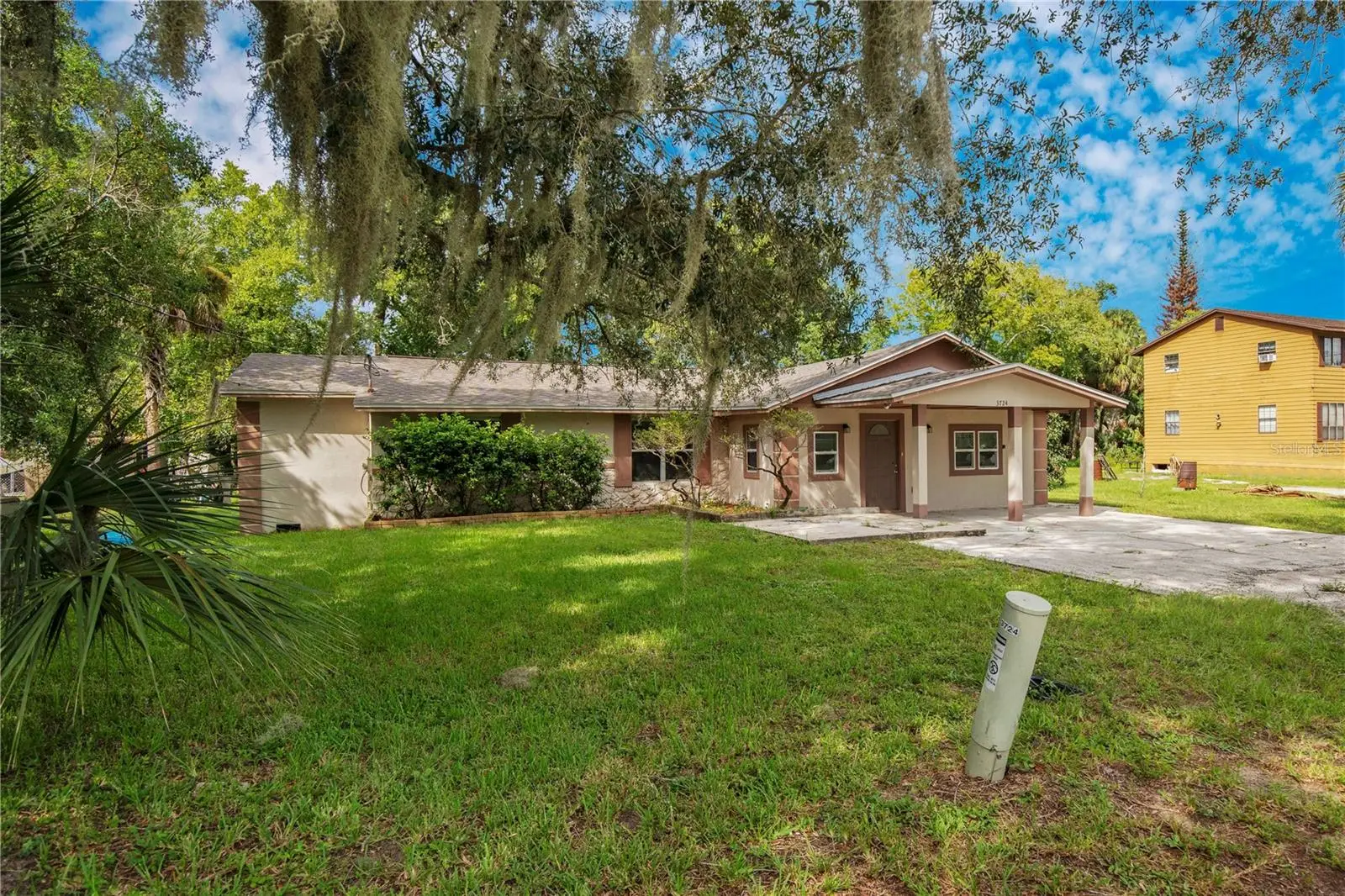 3724 Washington Street, FL