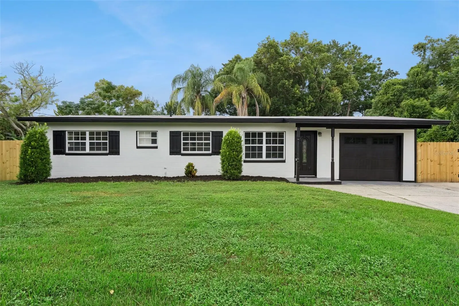 390 Frances Avenue, FL