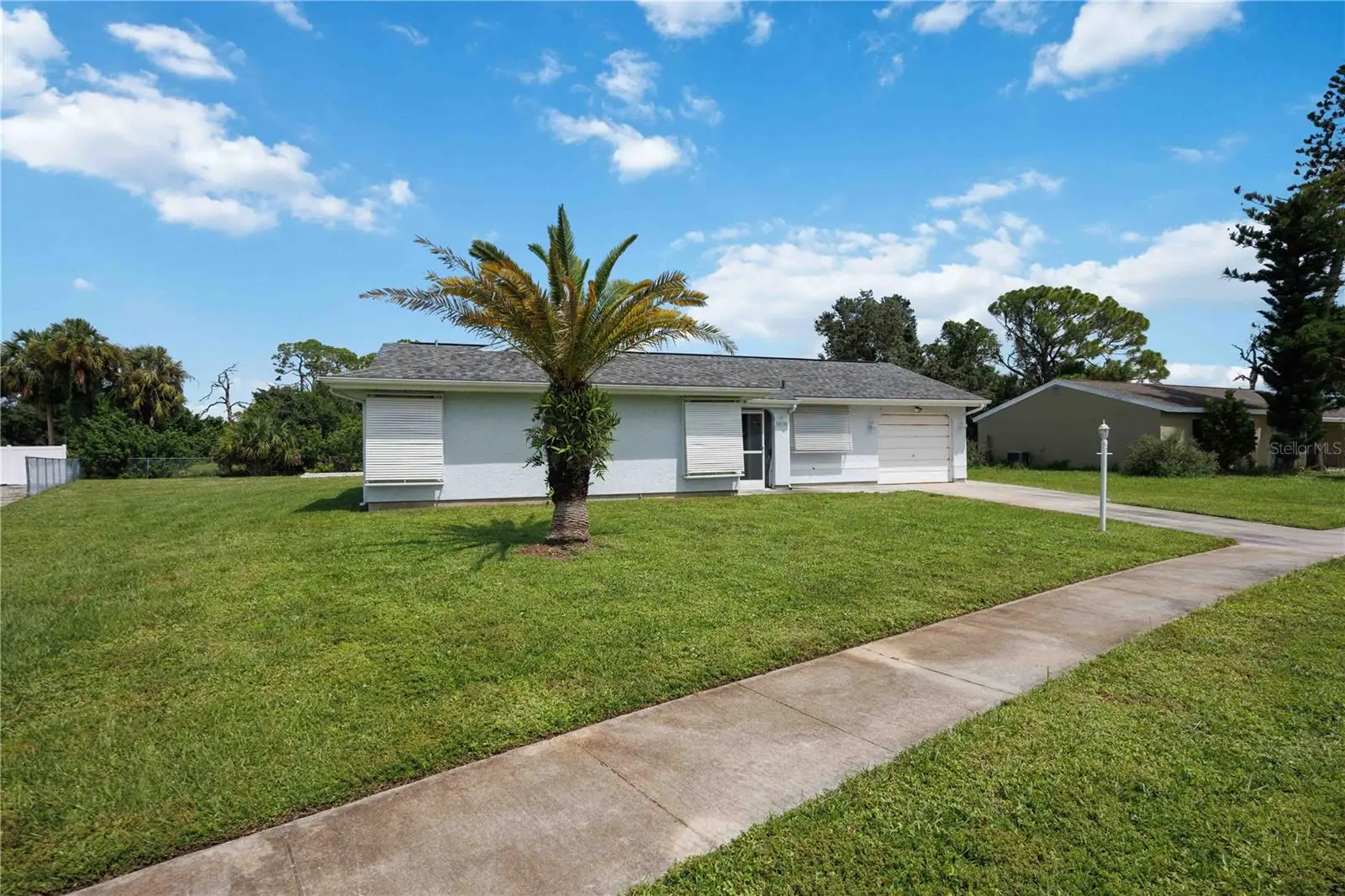 5858 Kenwood Drive, FL
