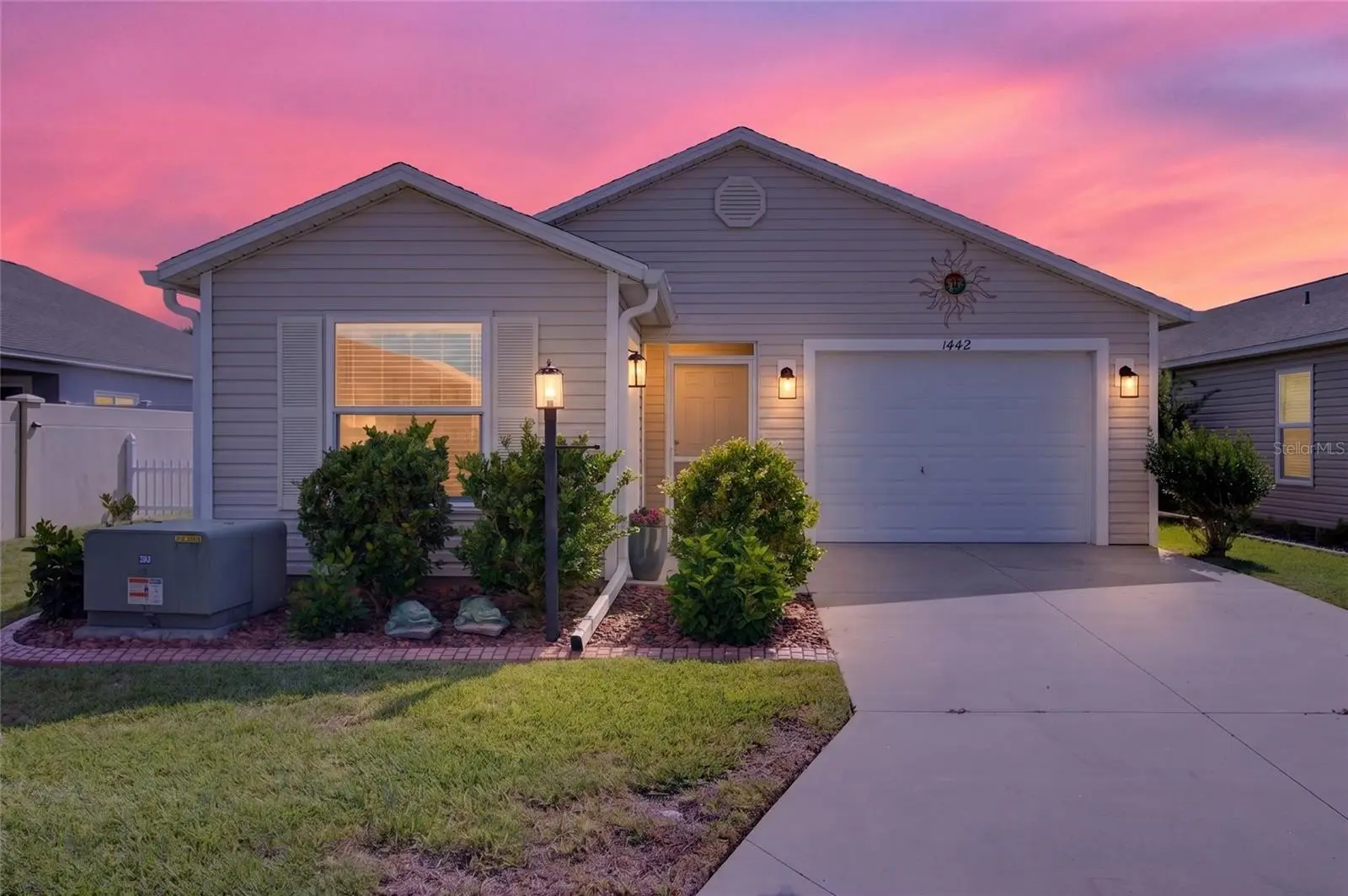 1442 Joshua Court, FL