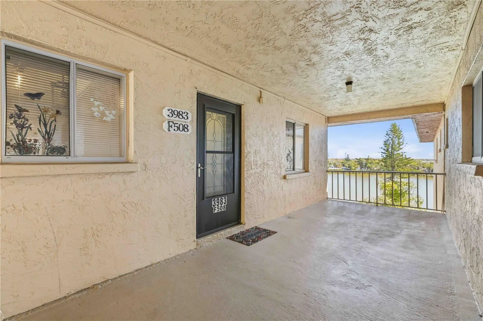 3983 Lake Bayshore Drive, FL