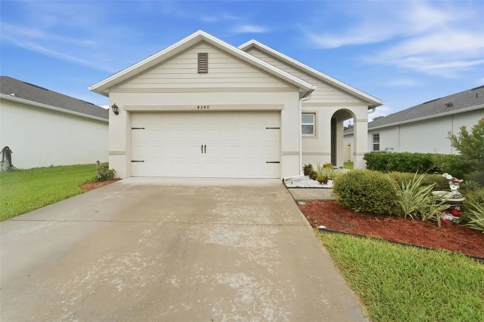 4340 Looking Glass Place, FL