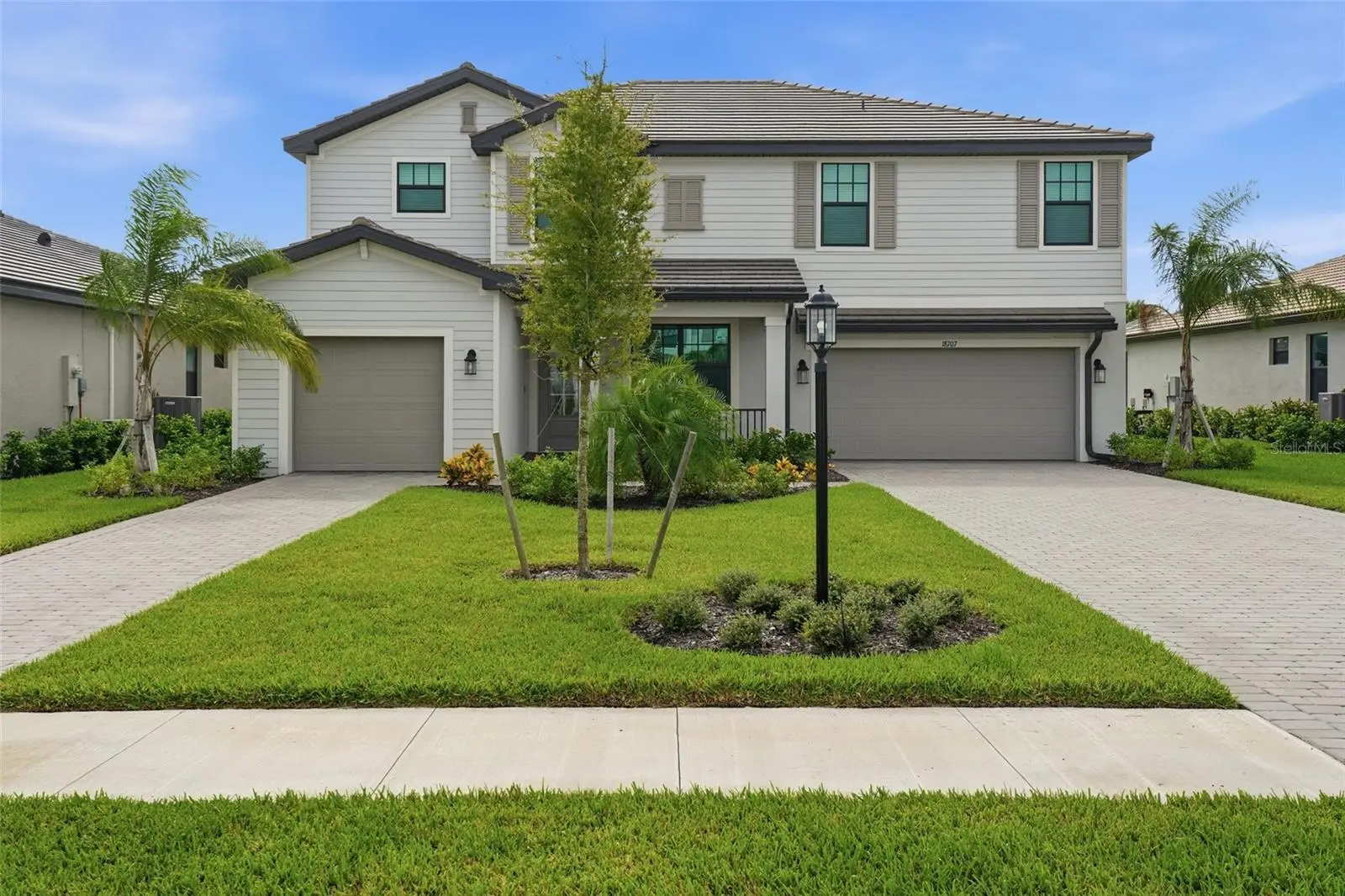 18707 Ivywood Place, FL