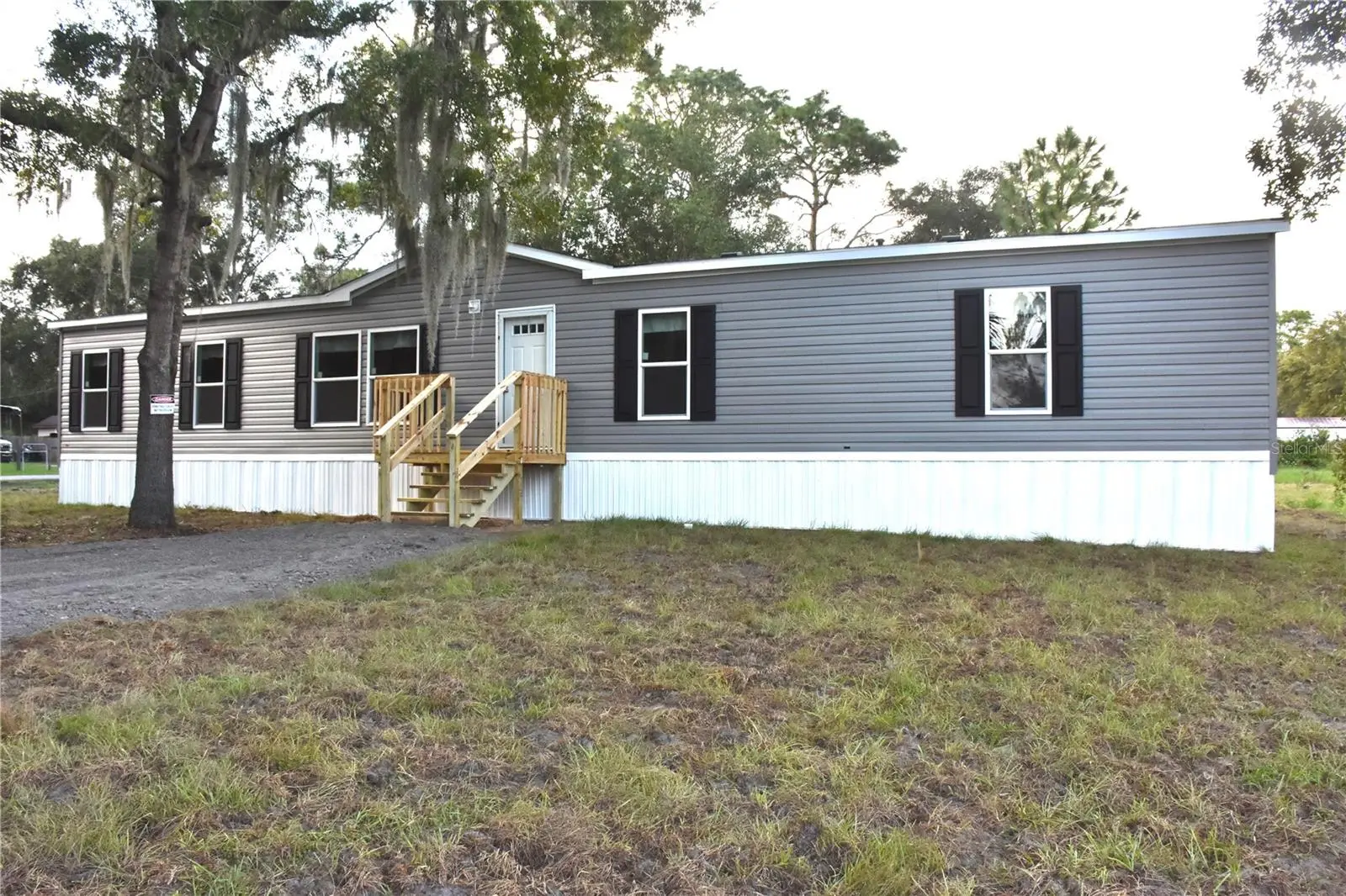 25300 Mardon Circle, FL