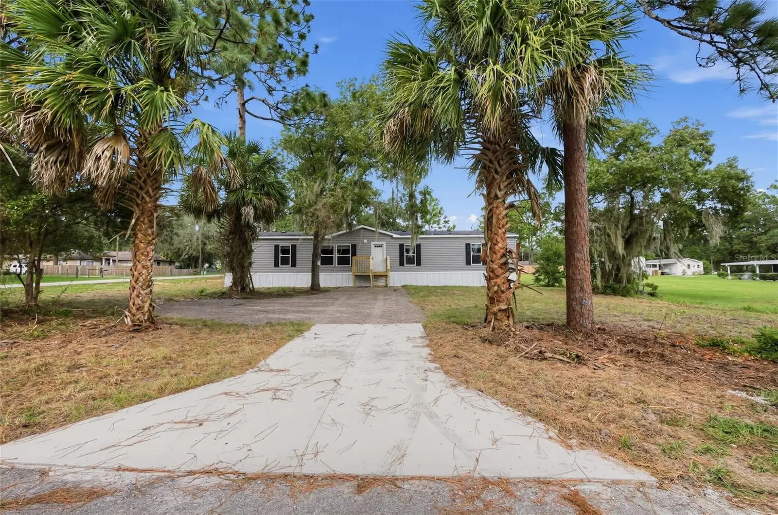25300 Mardon Circle, FL