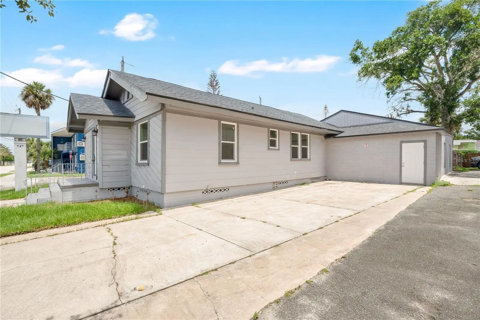 547 Ridgewood Avenue, FL
