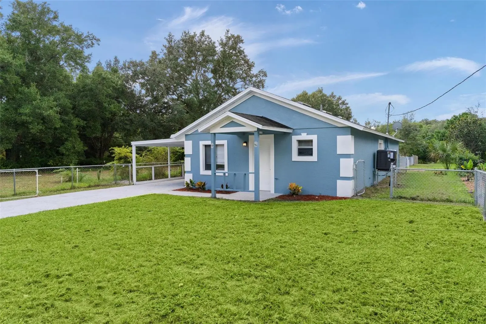 31128 Lochmore Circle, FL