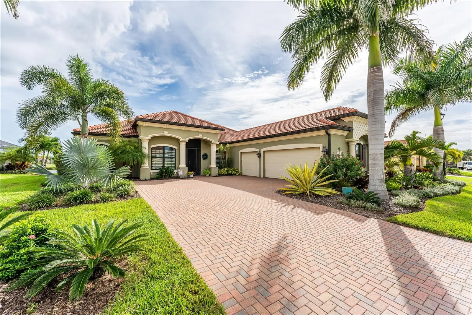 10733 Tarflower Drive, FL